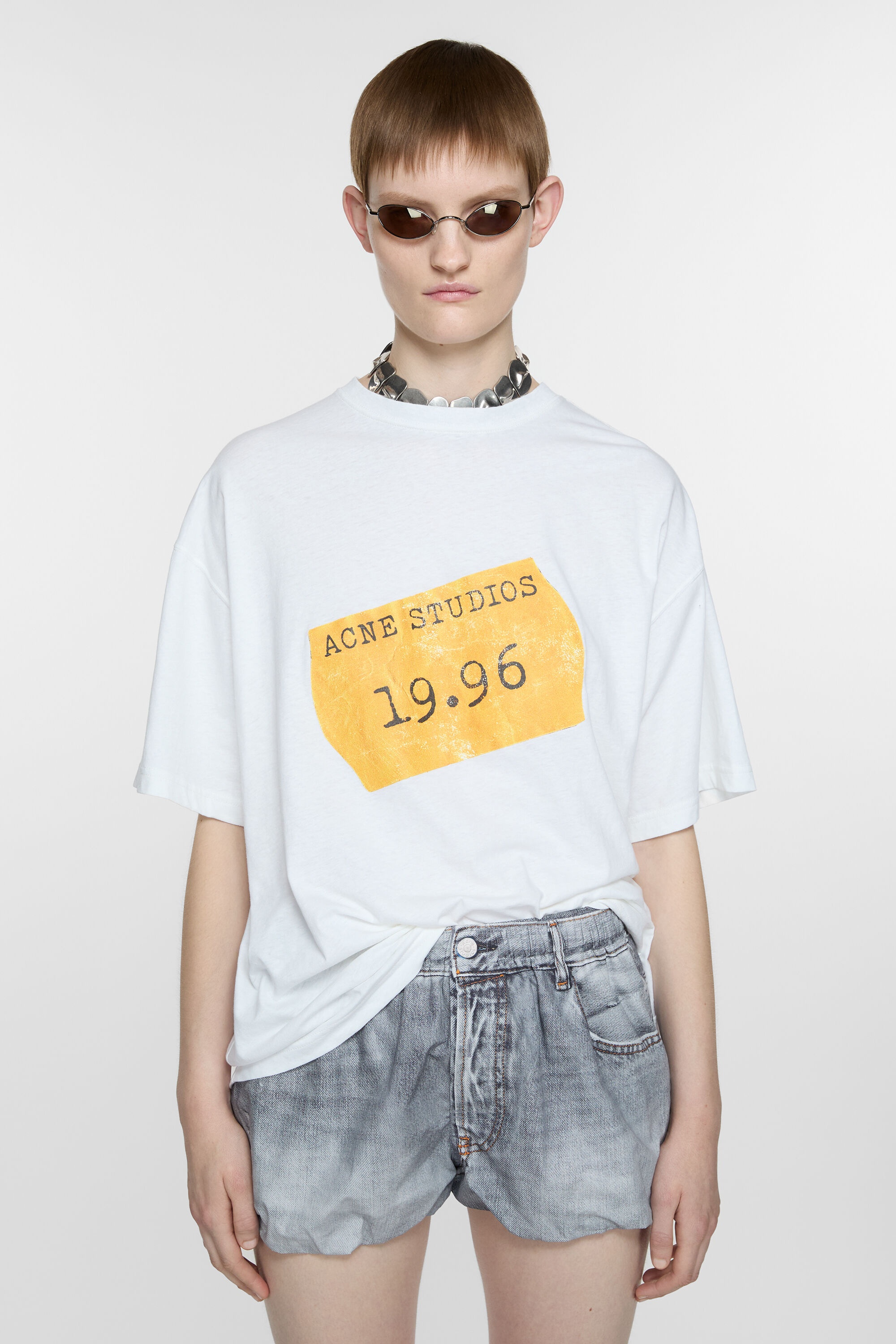 ★Acne Studios★ Logo Relaxed Fit Short Sleeve T-Shirt Optic Acne Studios Relaxed Short-Sleeve Logo T-Shirt | Liberty
