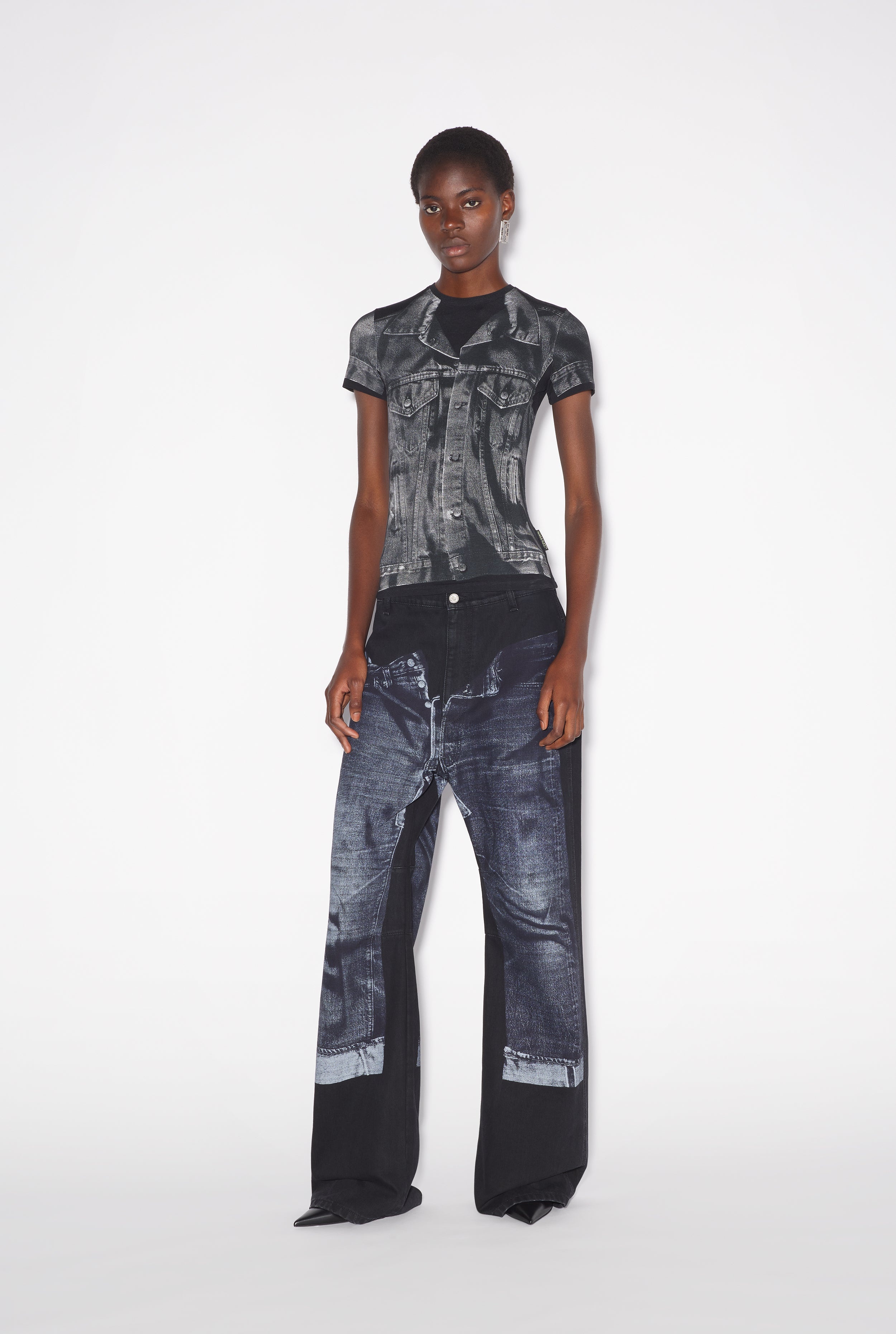 THE BLACK DENIM TROMPE L’OEIL T-SHIRT - 2