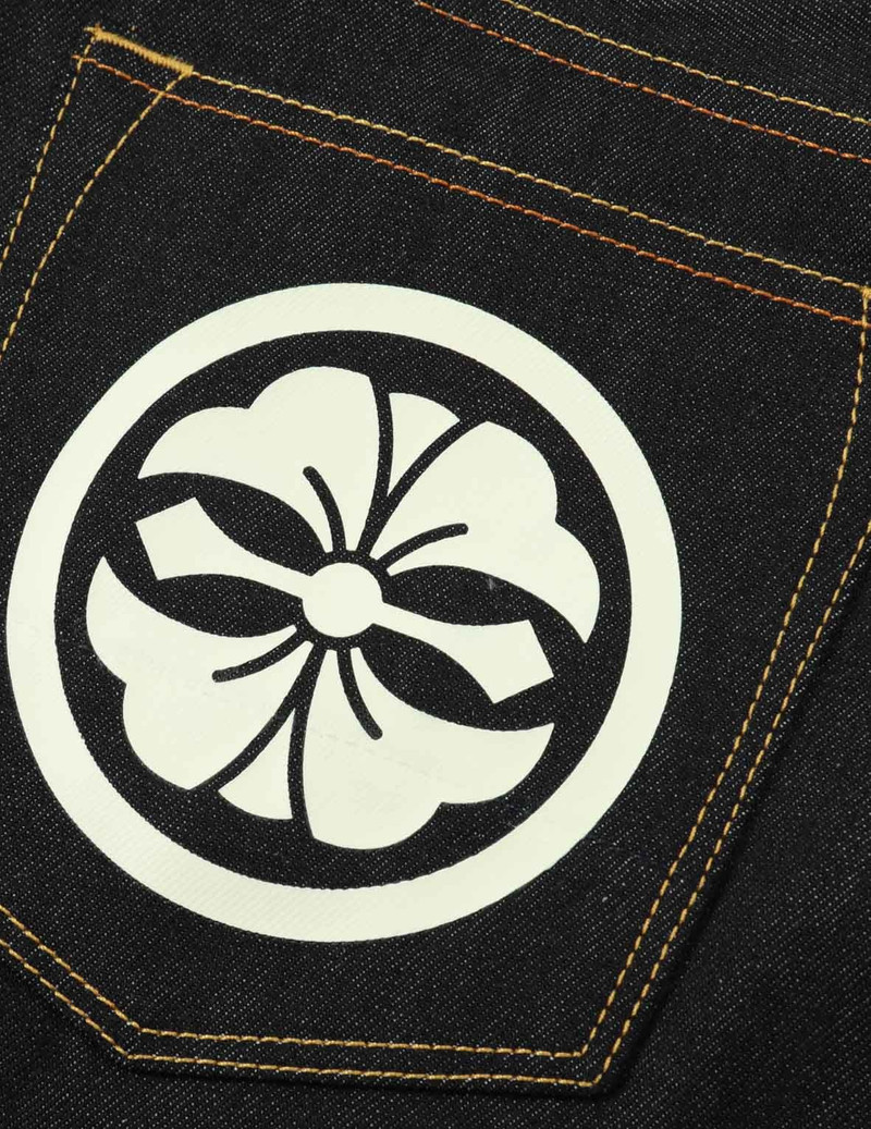 KAMON AND GRAFFITI LOGO PRINT CARROT-FIT DENIM JEANS #2017 10