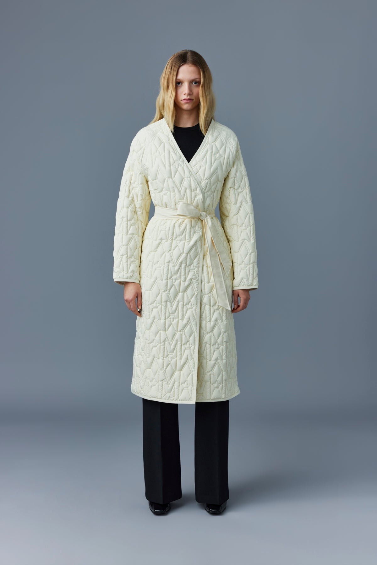 ESTRELLA Matte light down monogram coat - 2