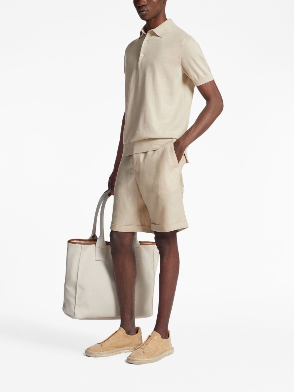 elasticated-waist linen shorts - 2