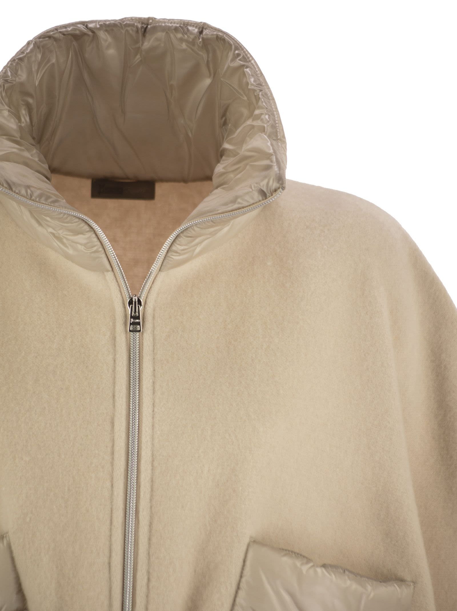 Herno Women Resort Poncho In Wool And Cashemre With Ultralight Nylon Details - 4