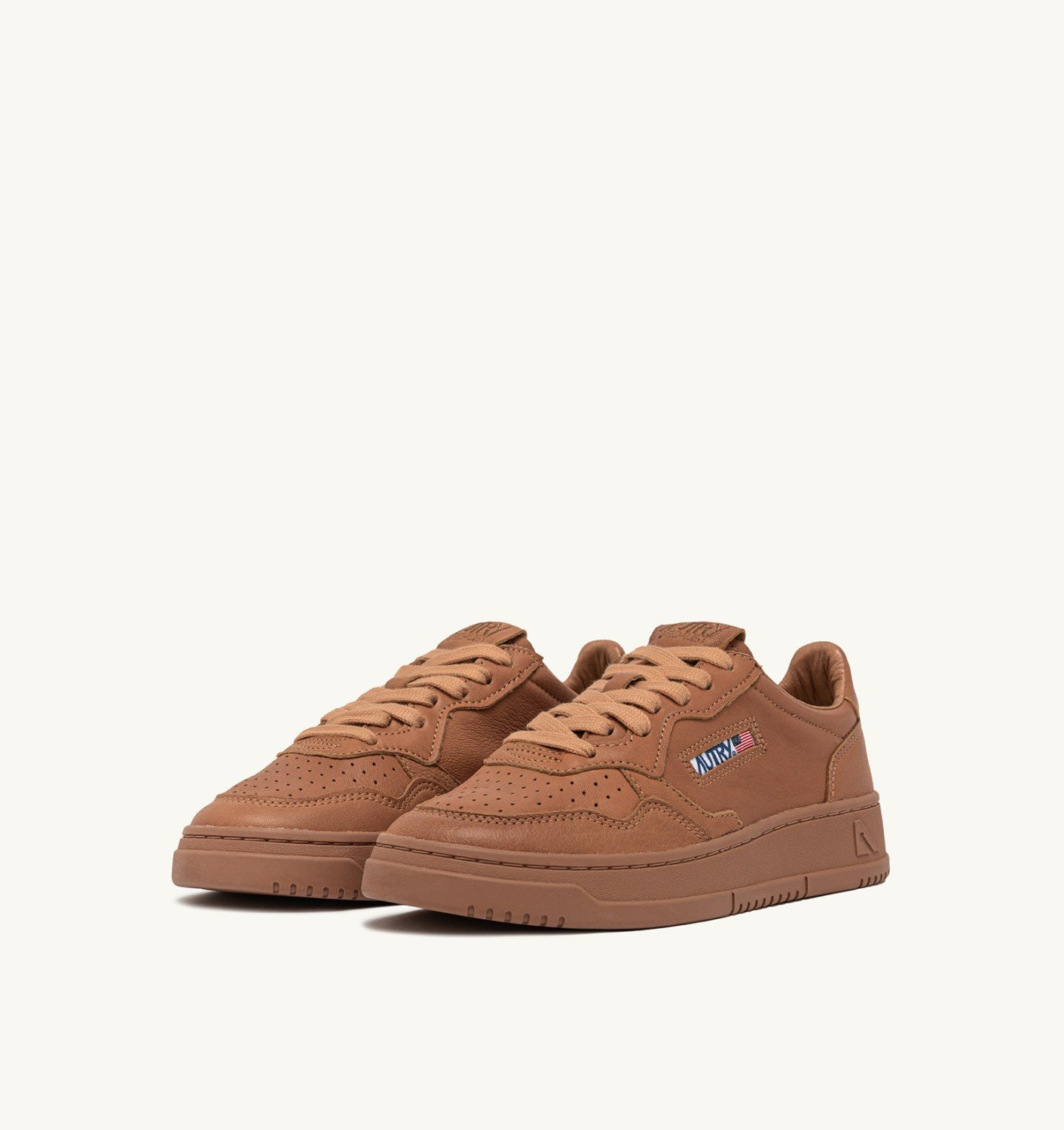 MEDALIST LOW SNEAKERS IN SAND STORM NAPA LEATHER - 2