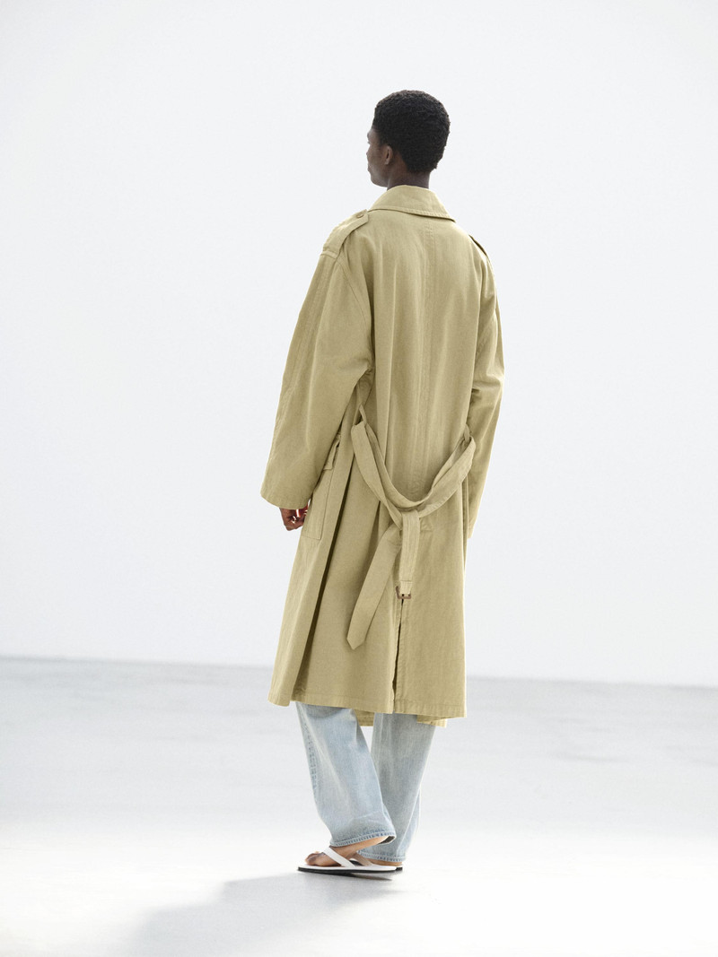 GARMENT-DYED TEXTURED CHINO COAT 6