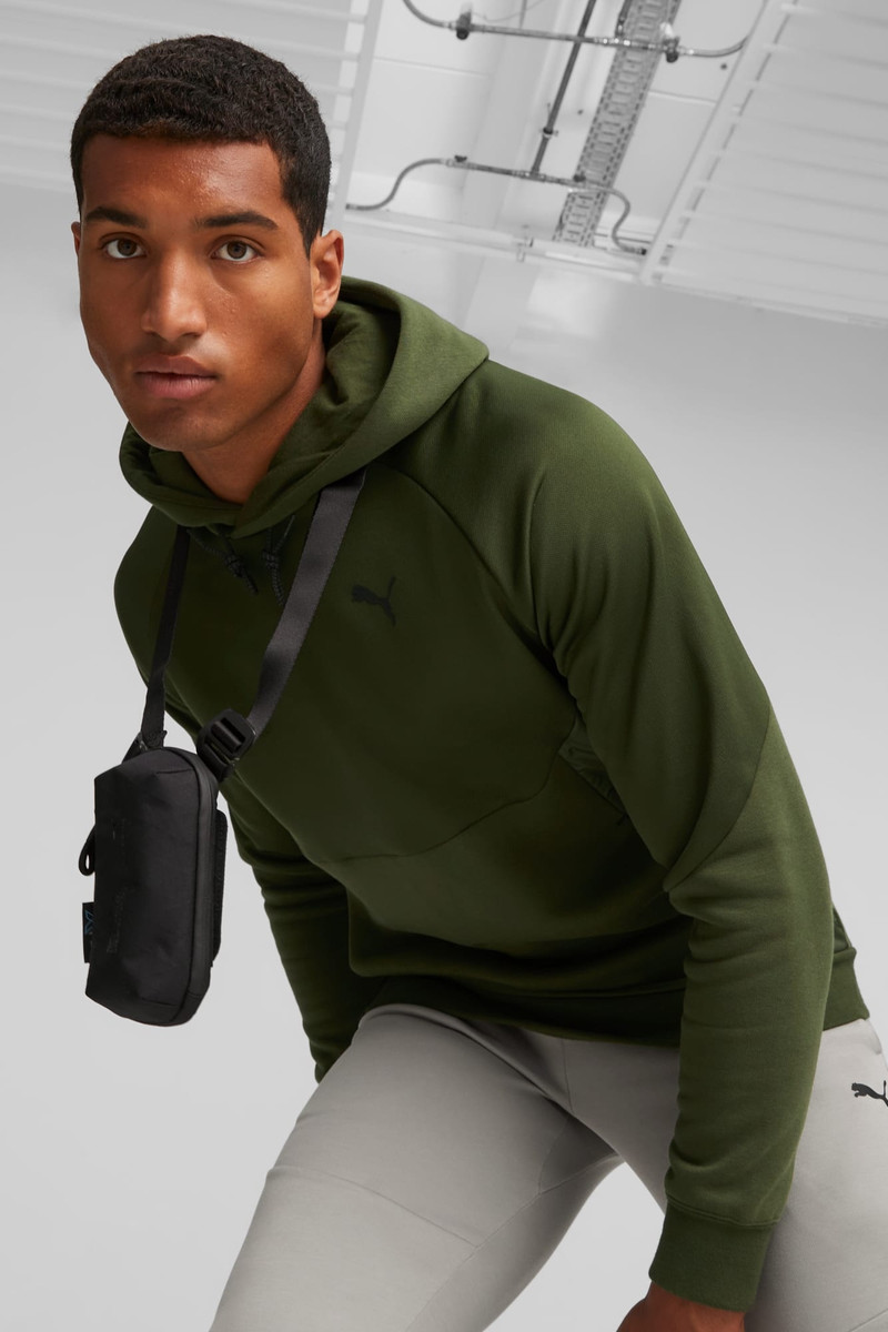 PUMA PUMA FWD Small Pouch Bag outlook