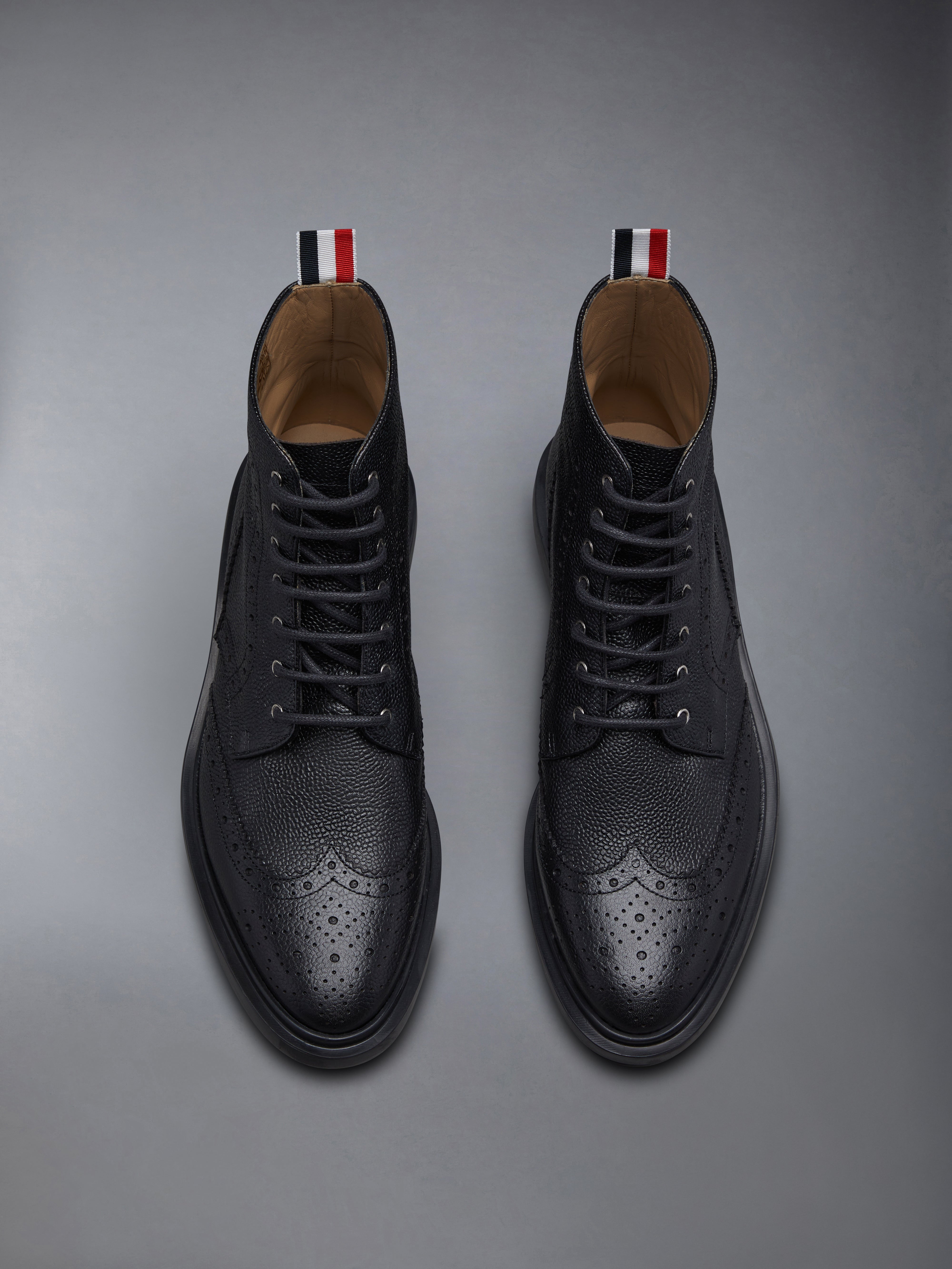 PEBBLE GRAIN RUBBER SOLE CLASSIC WINGTIP BOOT - 5