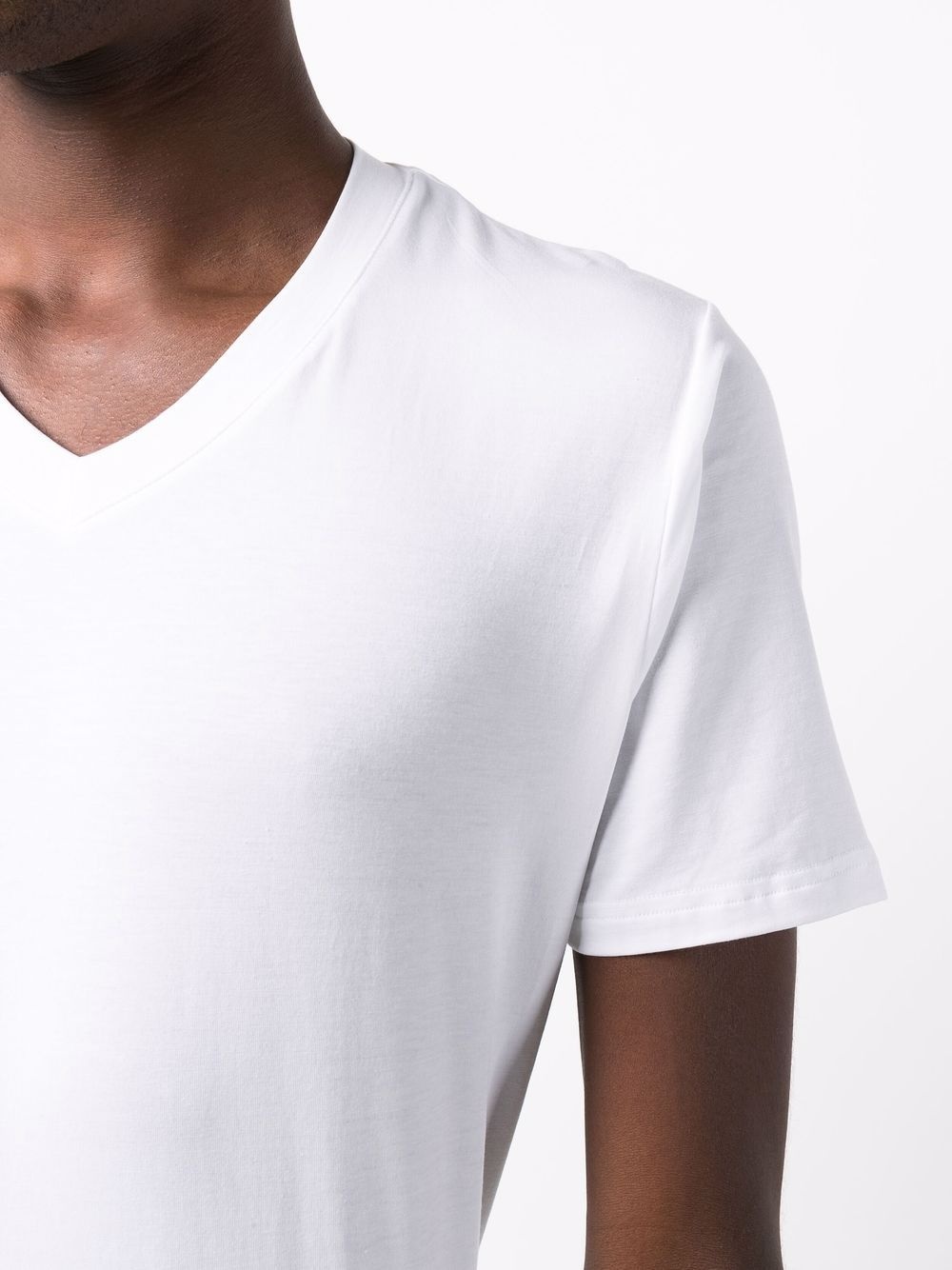 V-neck fitted T-shirt - 5