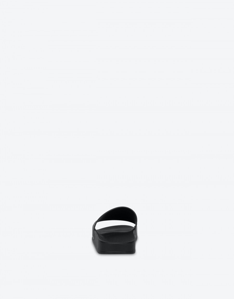 MOSCHINO SMILEY® POOL SLIDES - 3