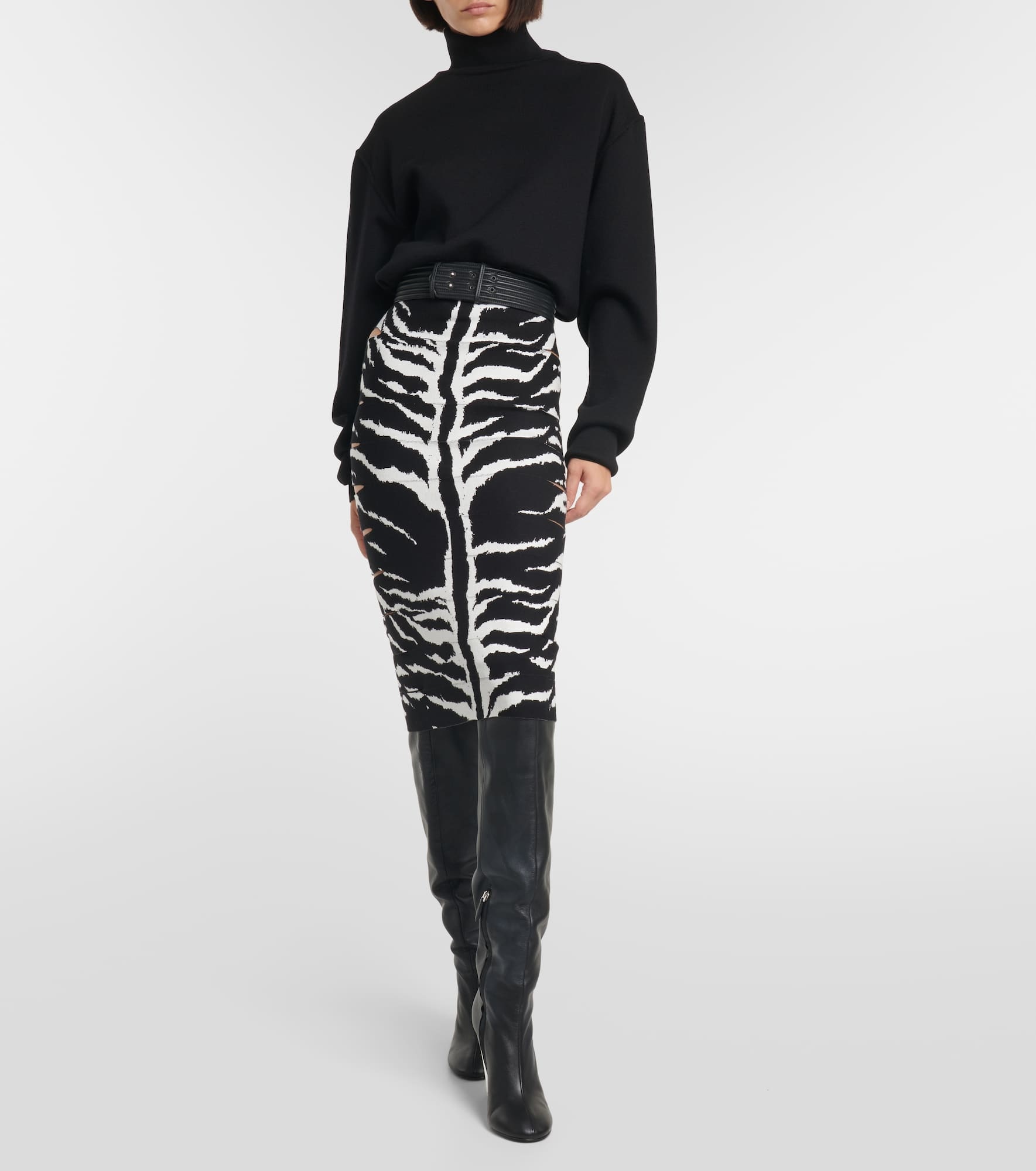 Zebra-printed high-rise midi skirt - 2