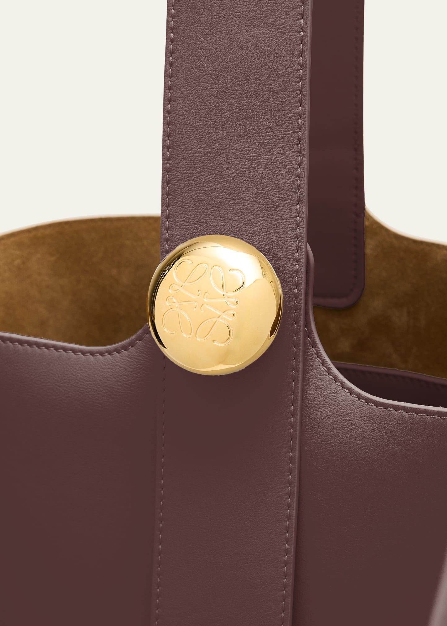 Anagram Pebble Leather Bucket Bag - 5