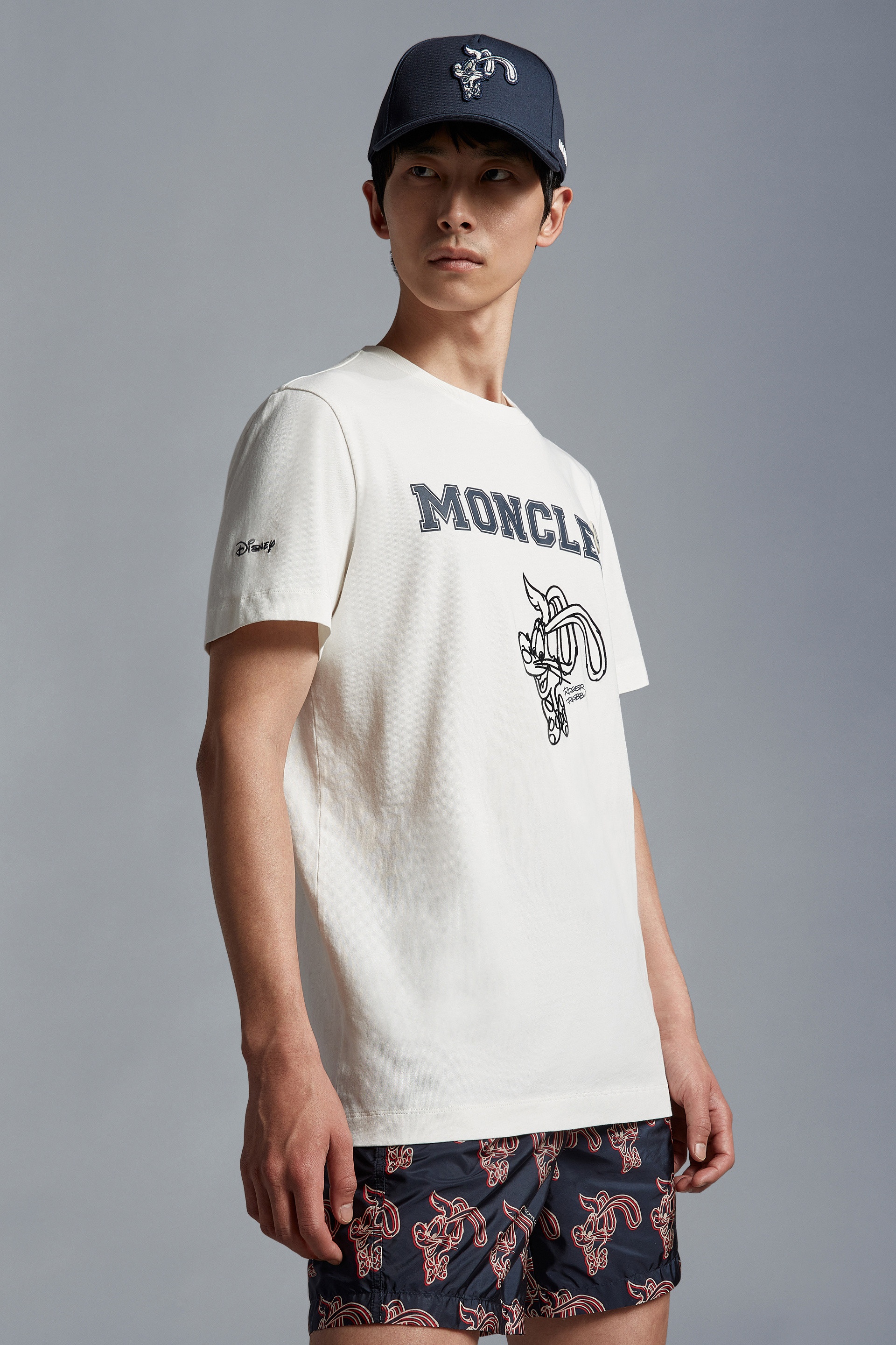 MONCLER　Tシャツ　ロゴ　M　　　　72-0624-2A Moncler Logo T-Shirt | REVERSIBLE