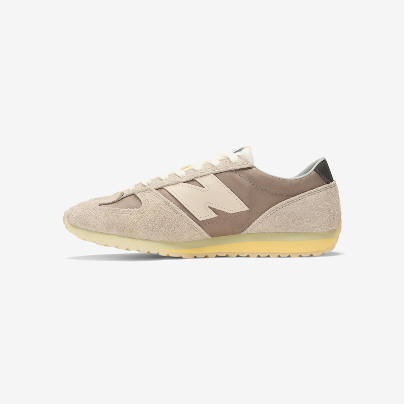 New Balance 471 outlook