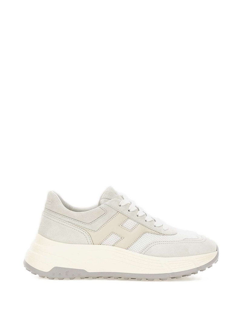 H669 sneakers 1