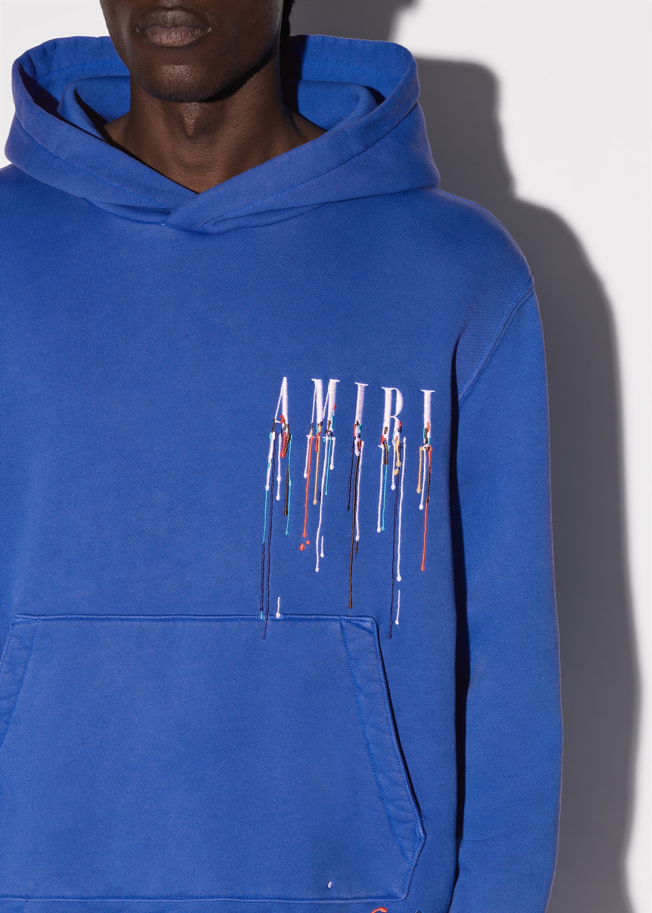 EMBROIDERED PAINT DRIP CORE LOGO HOODIE - 5