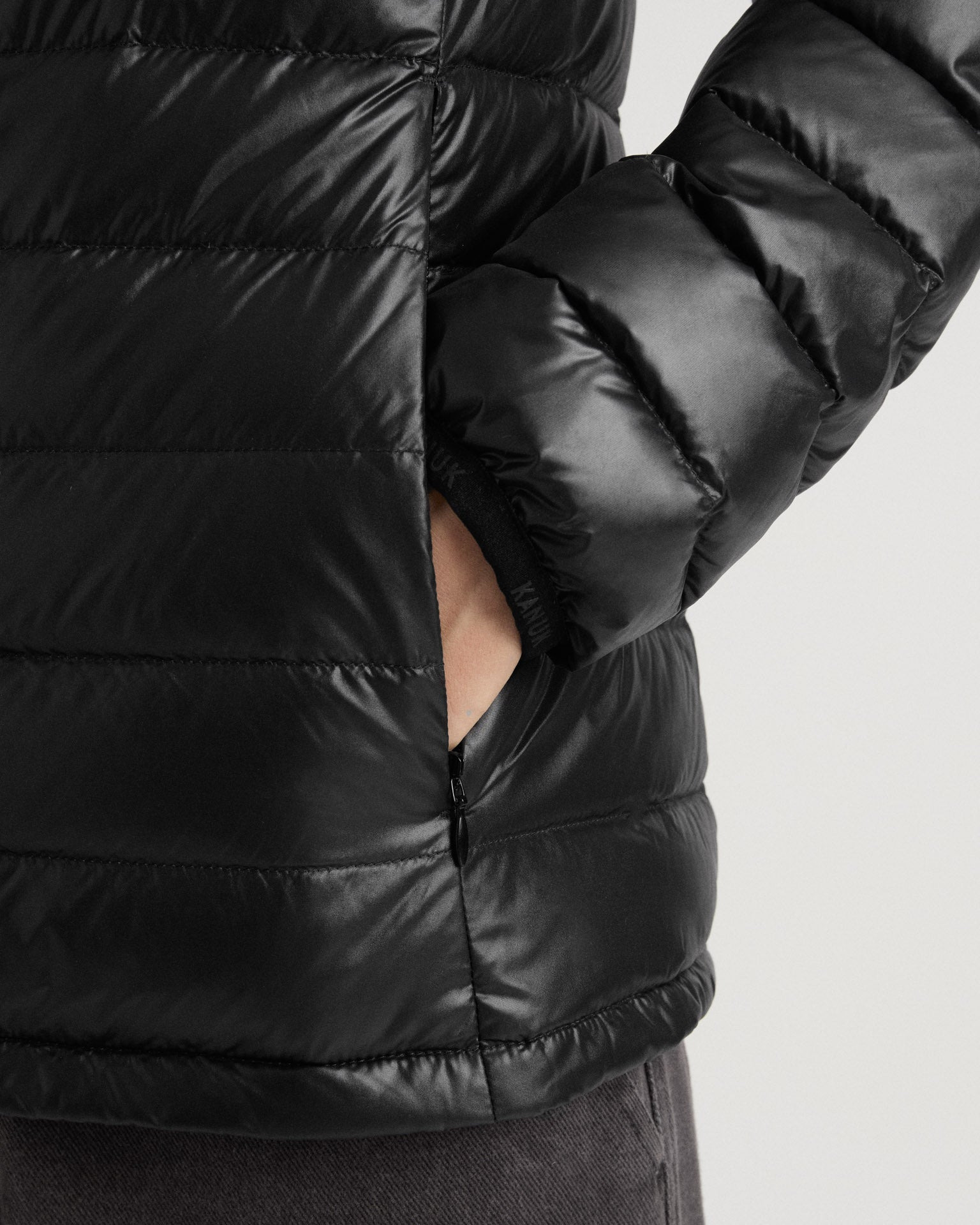 Berri SHINY - Black - 5