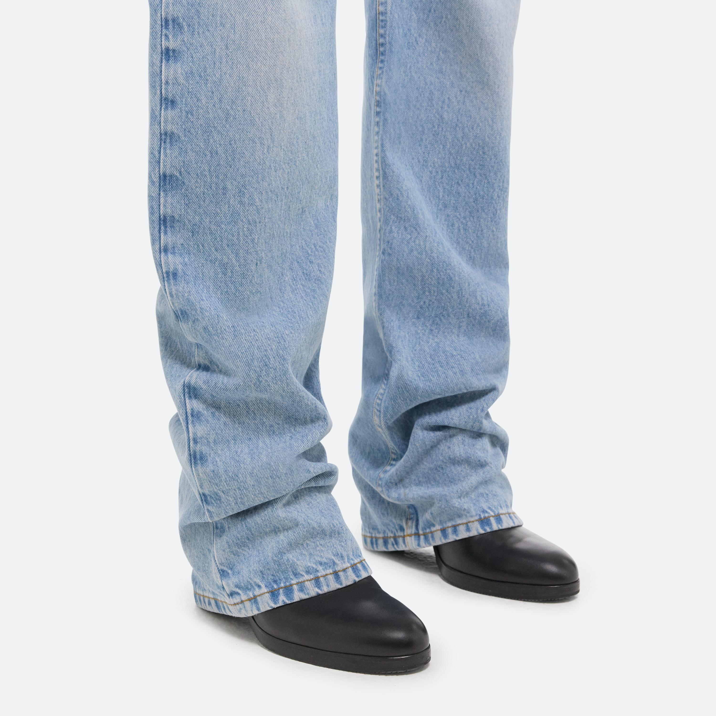 LOW-RISE STRAIGHT JEANS - 8