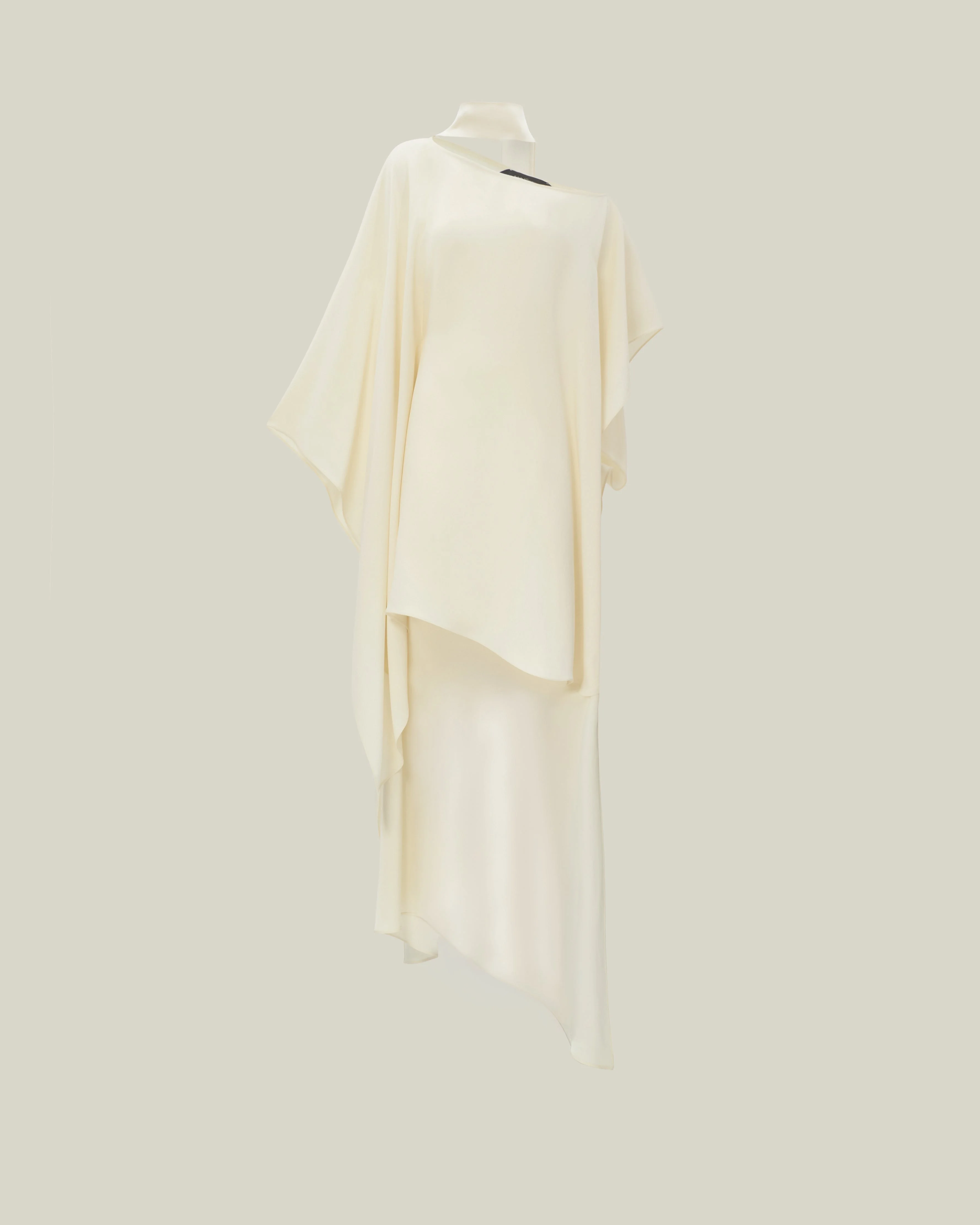 Trebbia Kaftan in Ivory - 1