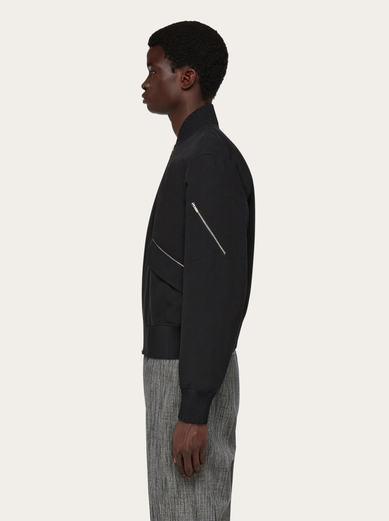 Technical cotton bomber 3