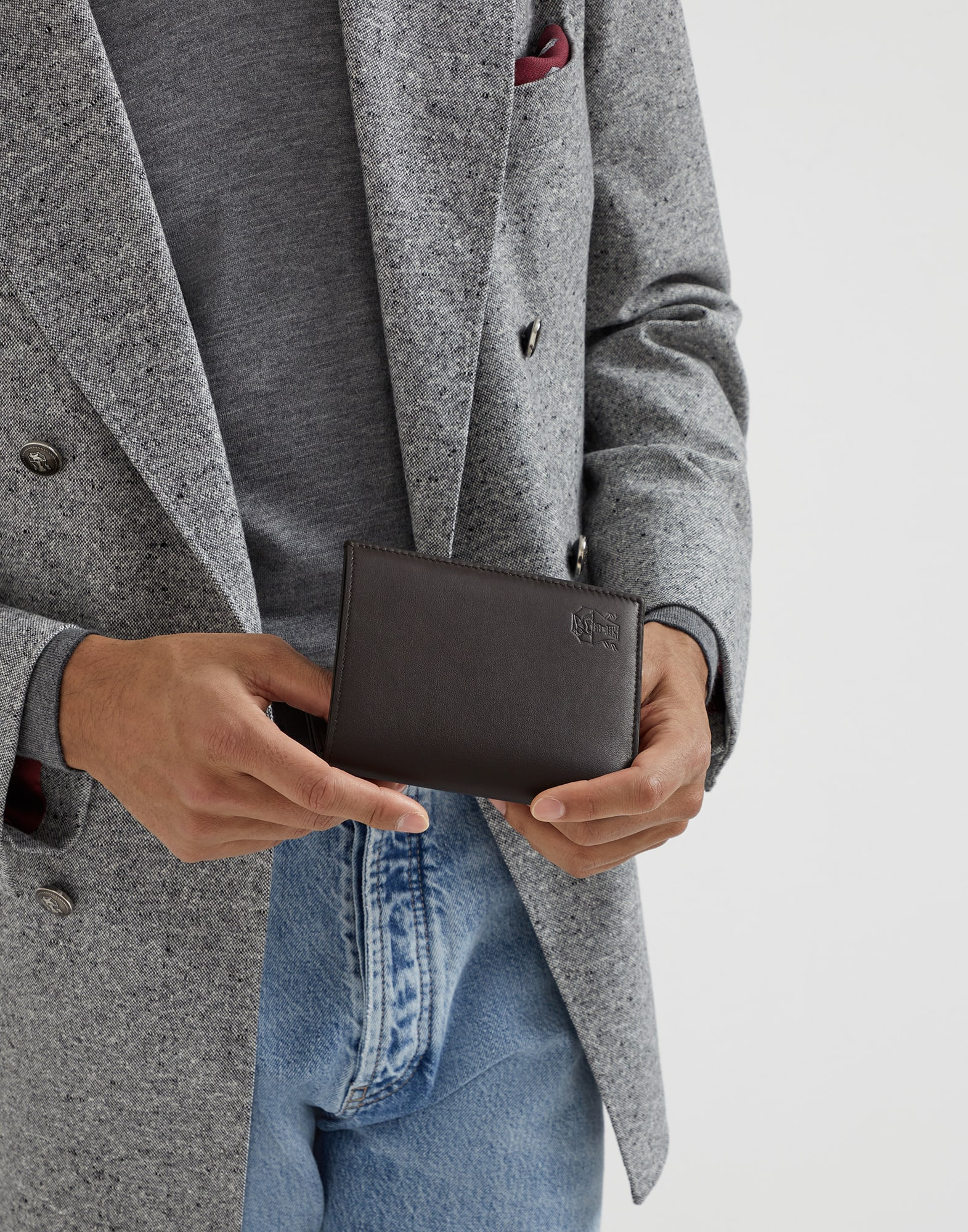 Smooth calfskin passport holder - 4