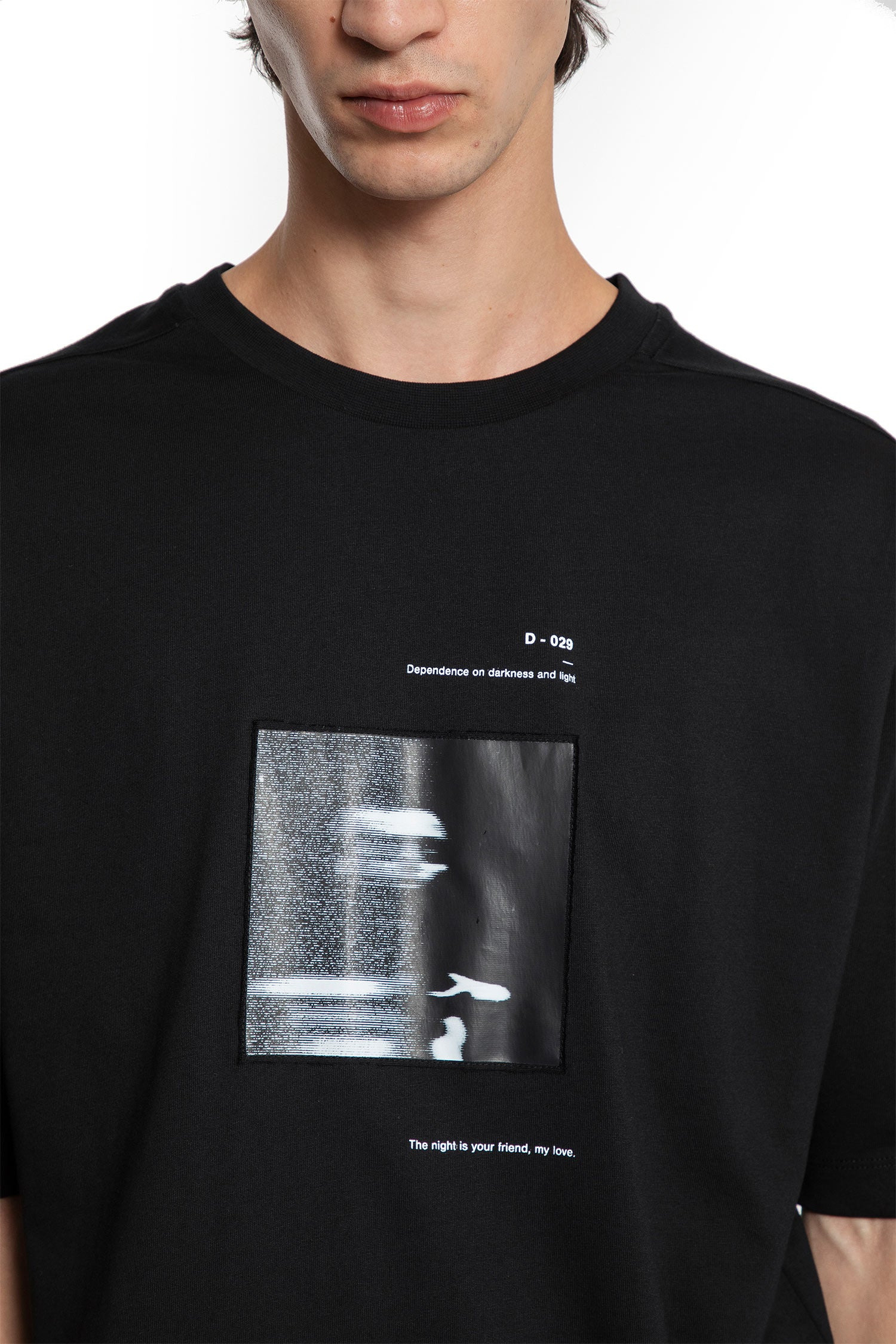 D-029-T-Shirt - 4