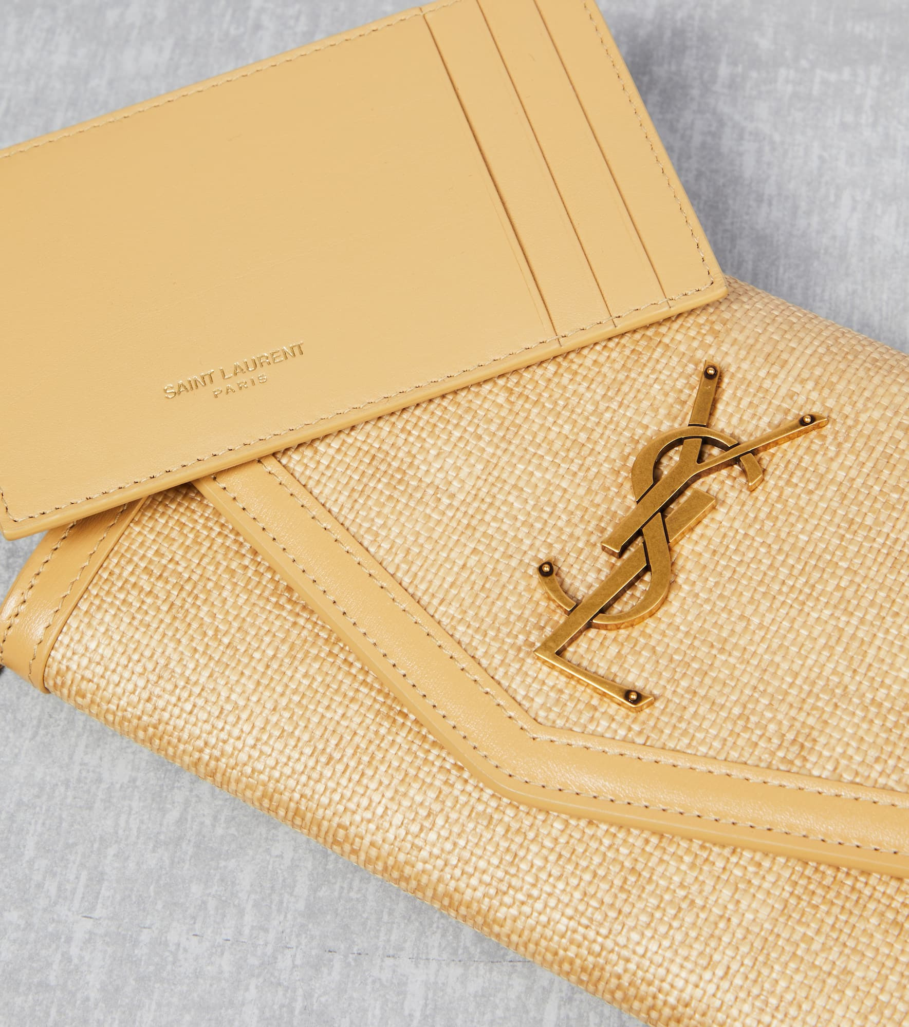 Uptown raffia wallet on chain - 5