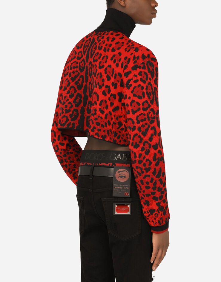 Jacquard turtle-neck sweater with leopard design - 5