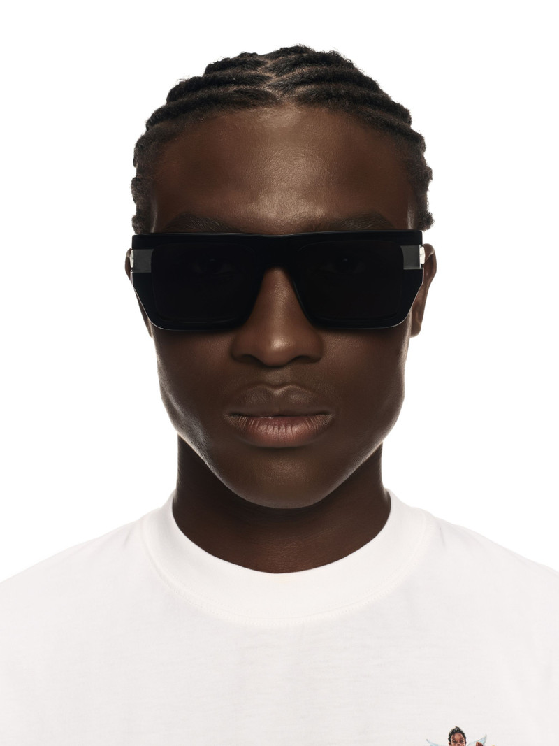 Off-White Chester Sunglasses outlook