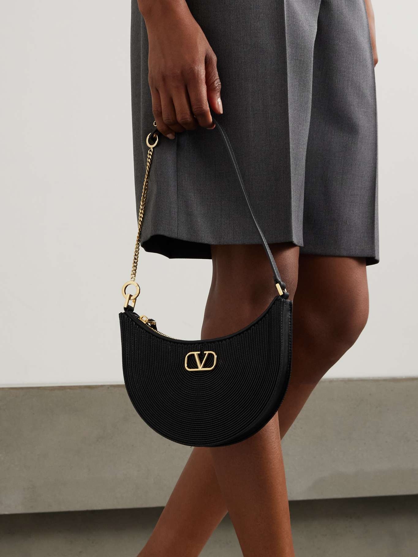 VLOGO mini pleated leather shoulder bag - 6