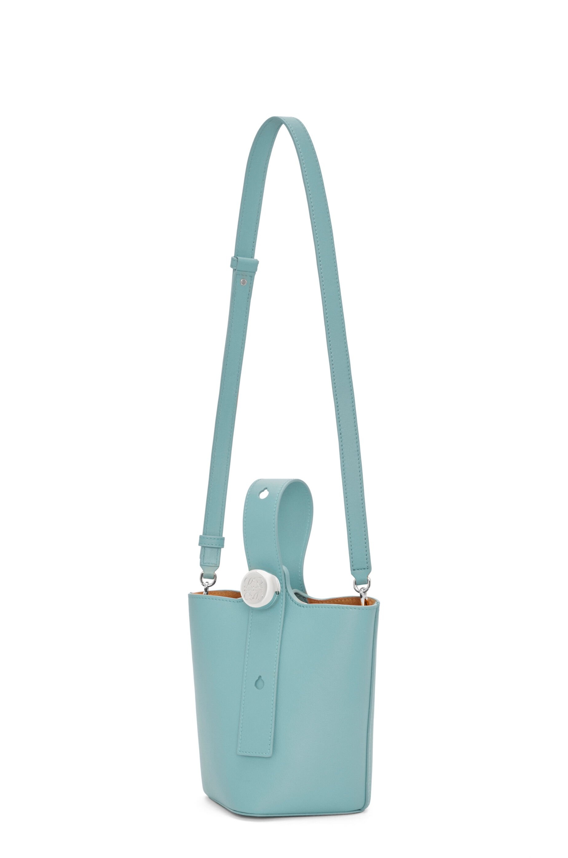 Mini Pebble bucket in smooth calfskin - 5