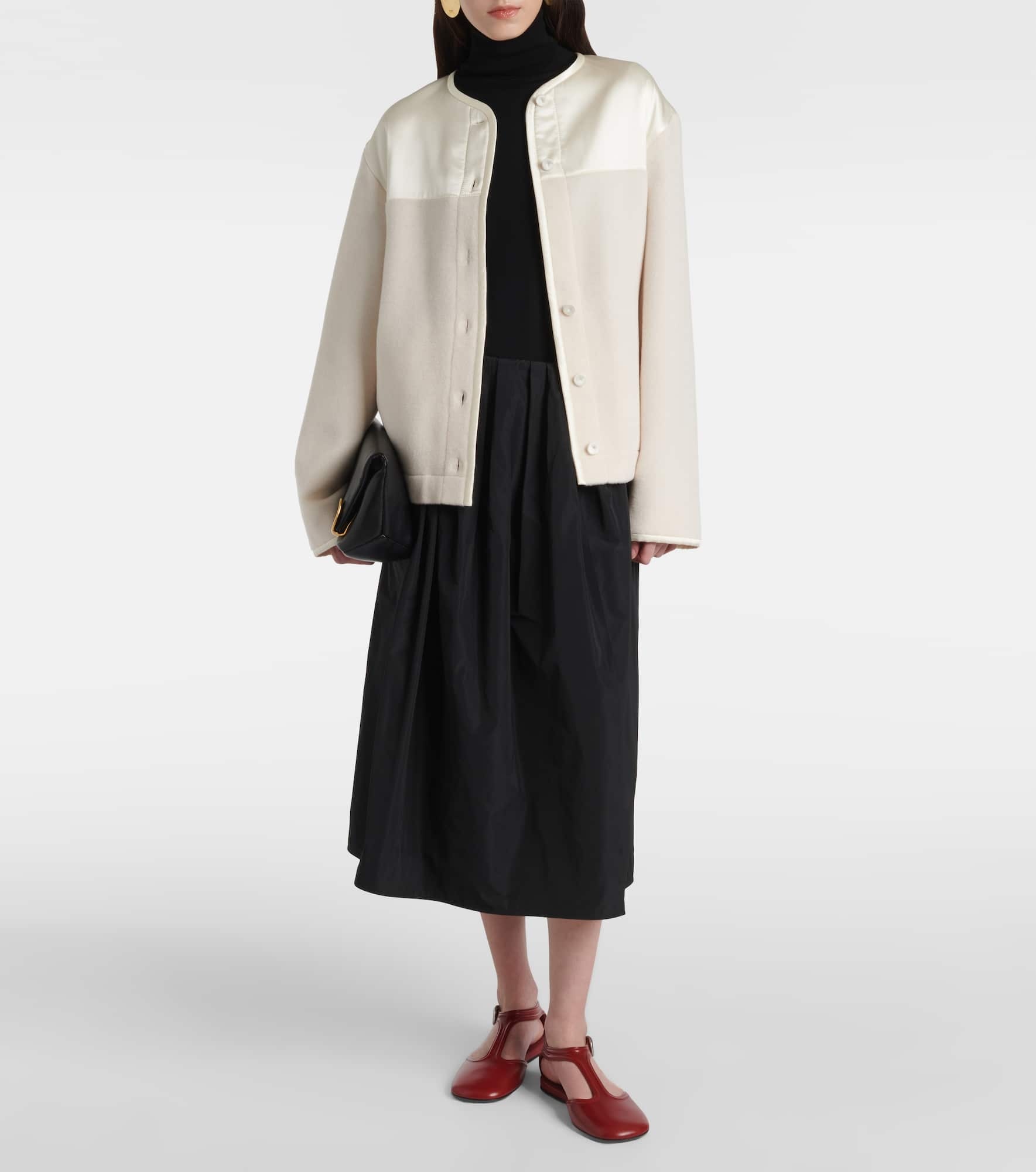 Satin-trimmed virgin wool jacket - 2