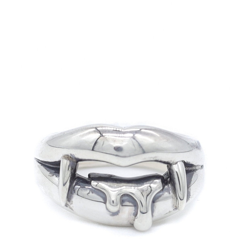 Vampire Blood Ring in Silver 1