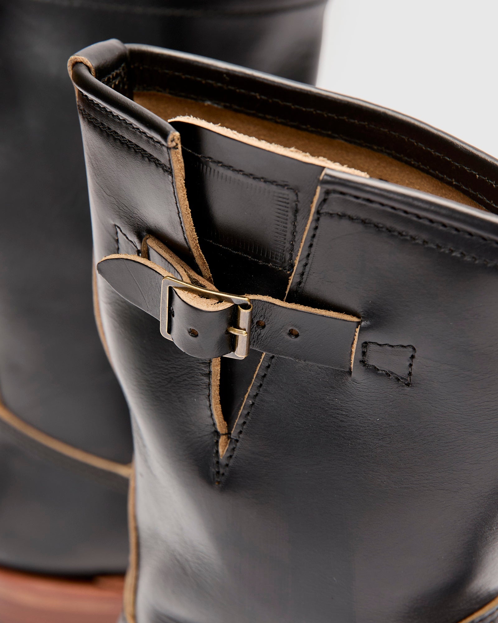 Wabash Engineer Boot in Horween Chromexcel Black - 9