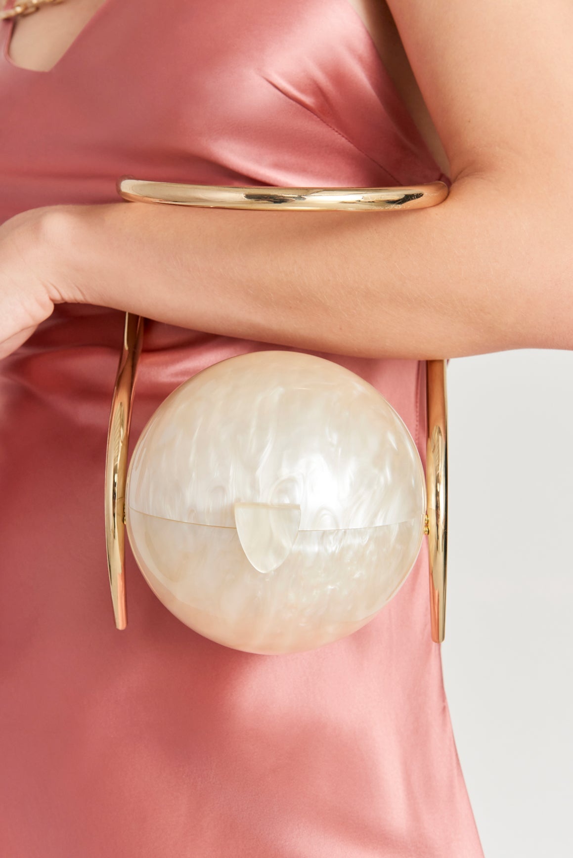 Cult Gaia PEARL BAG | REVERSIBLE