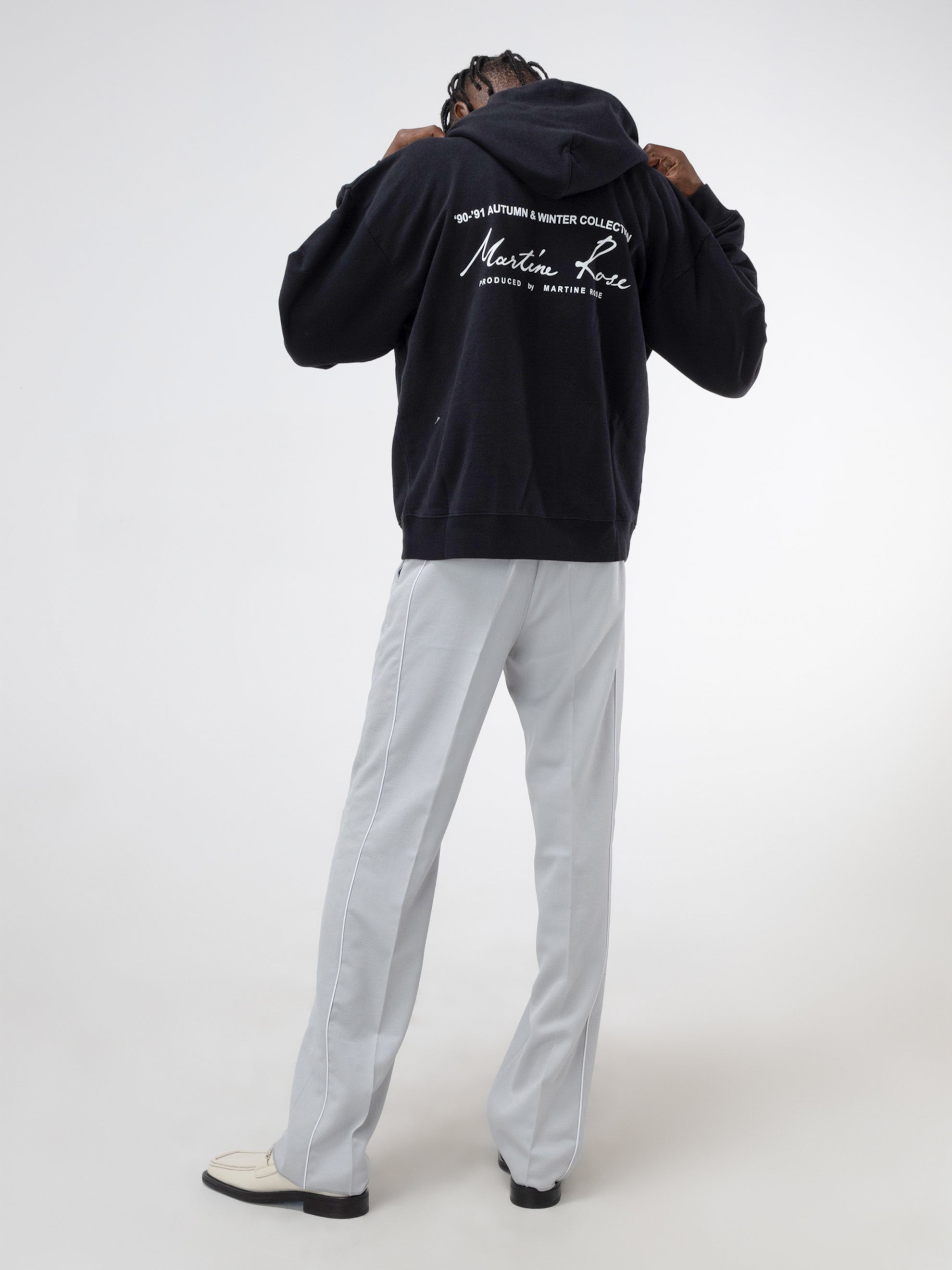 CLASSIC HOODIE - 3