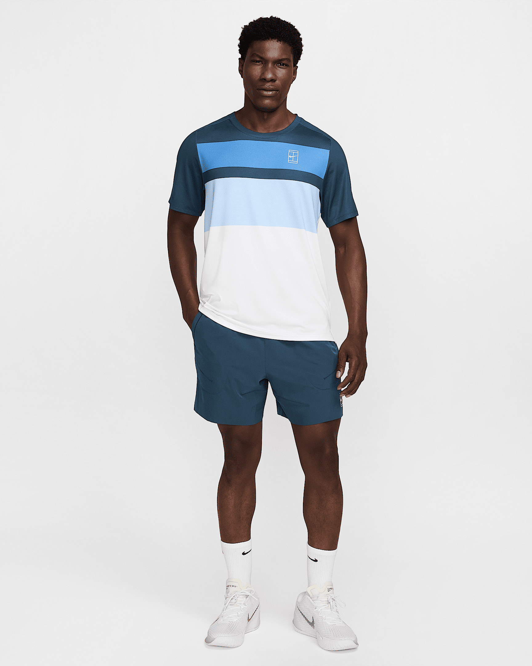 NikeCourt Advantage Men's Tennis Top - 5