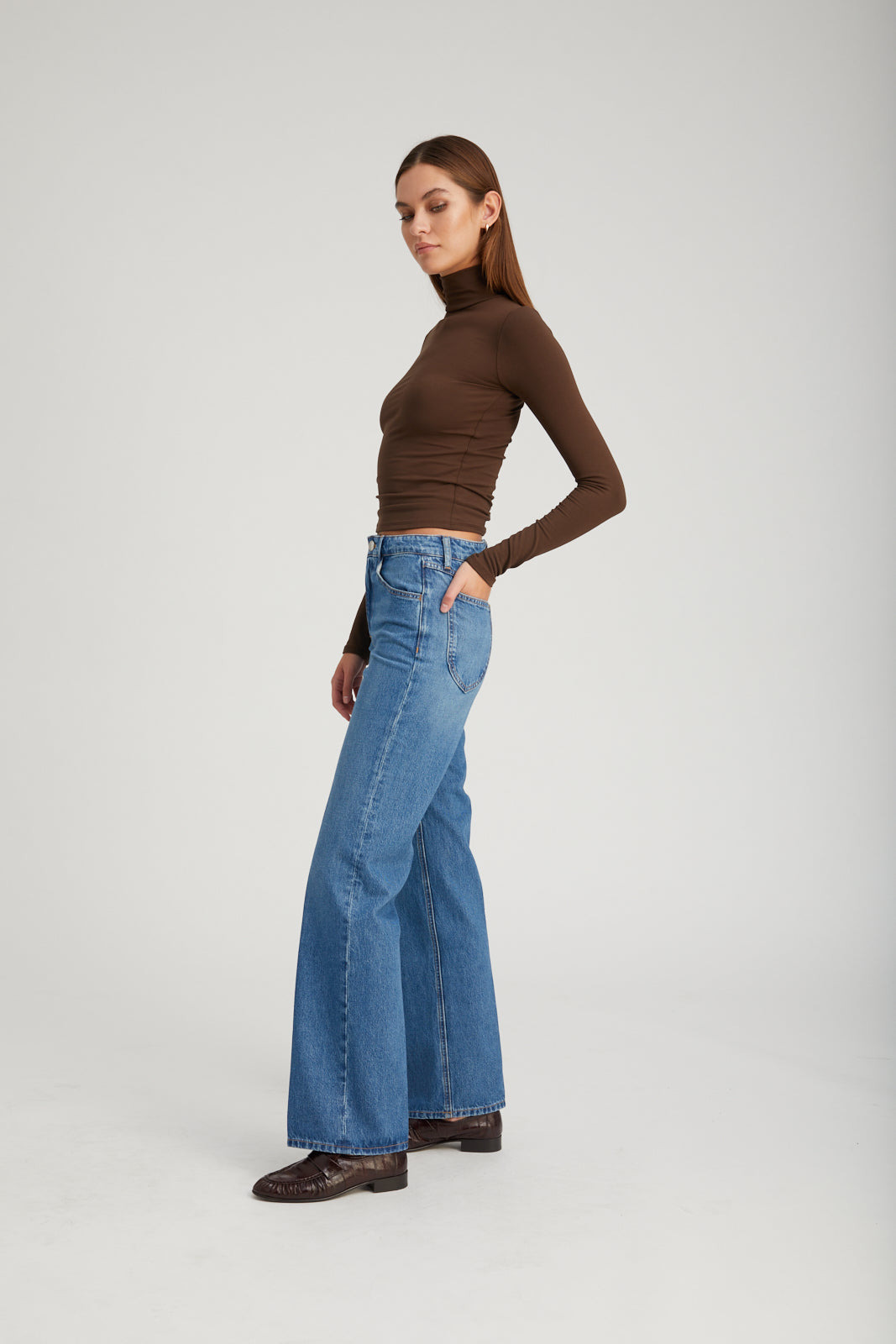 DARK CHOCOLATE CITY LONG SLEEVE TURTLENECK - 2