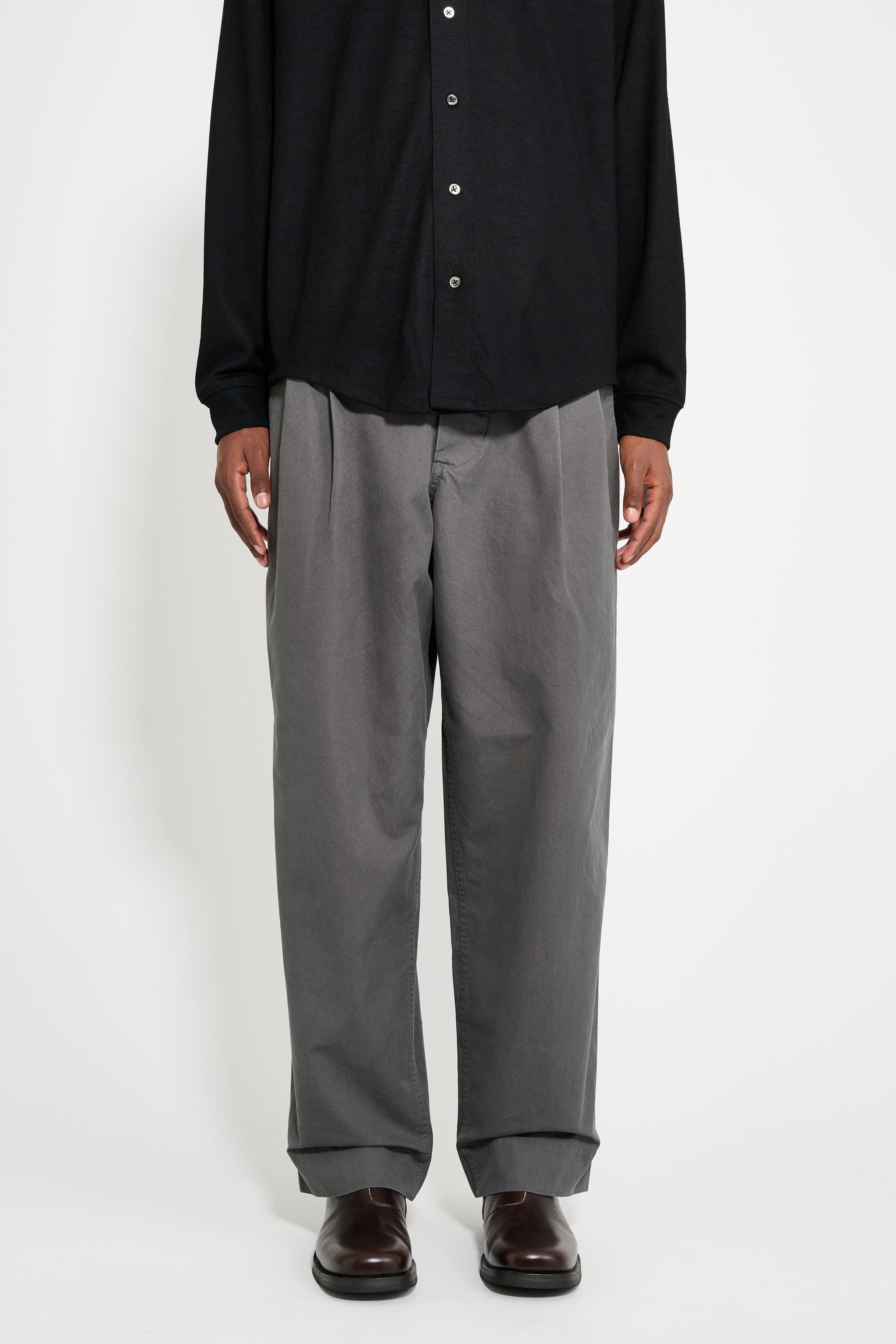 MARGARET HOWELL MHL STITCH PLEAT TROUSERS COMPACT COTTON CHARCOAL - 2