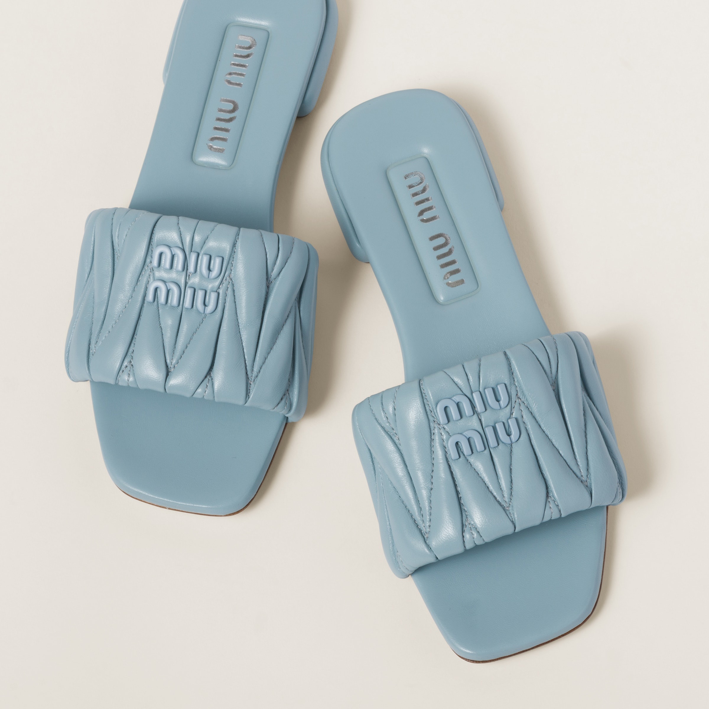 Matelassé nappa leather slides - 4