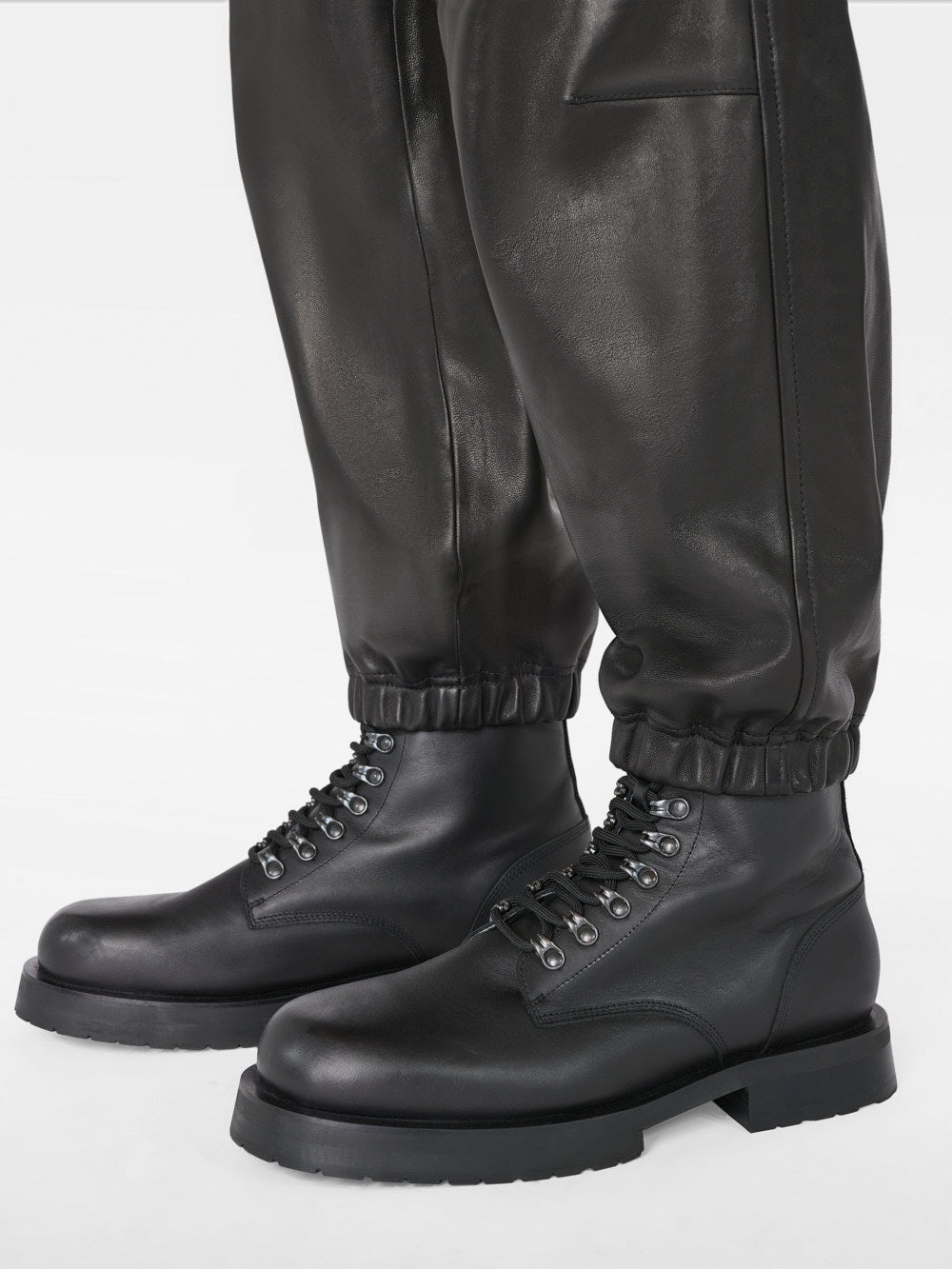Cargo Leather Pant in Noir - 7
