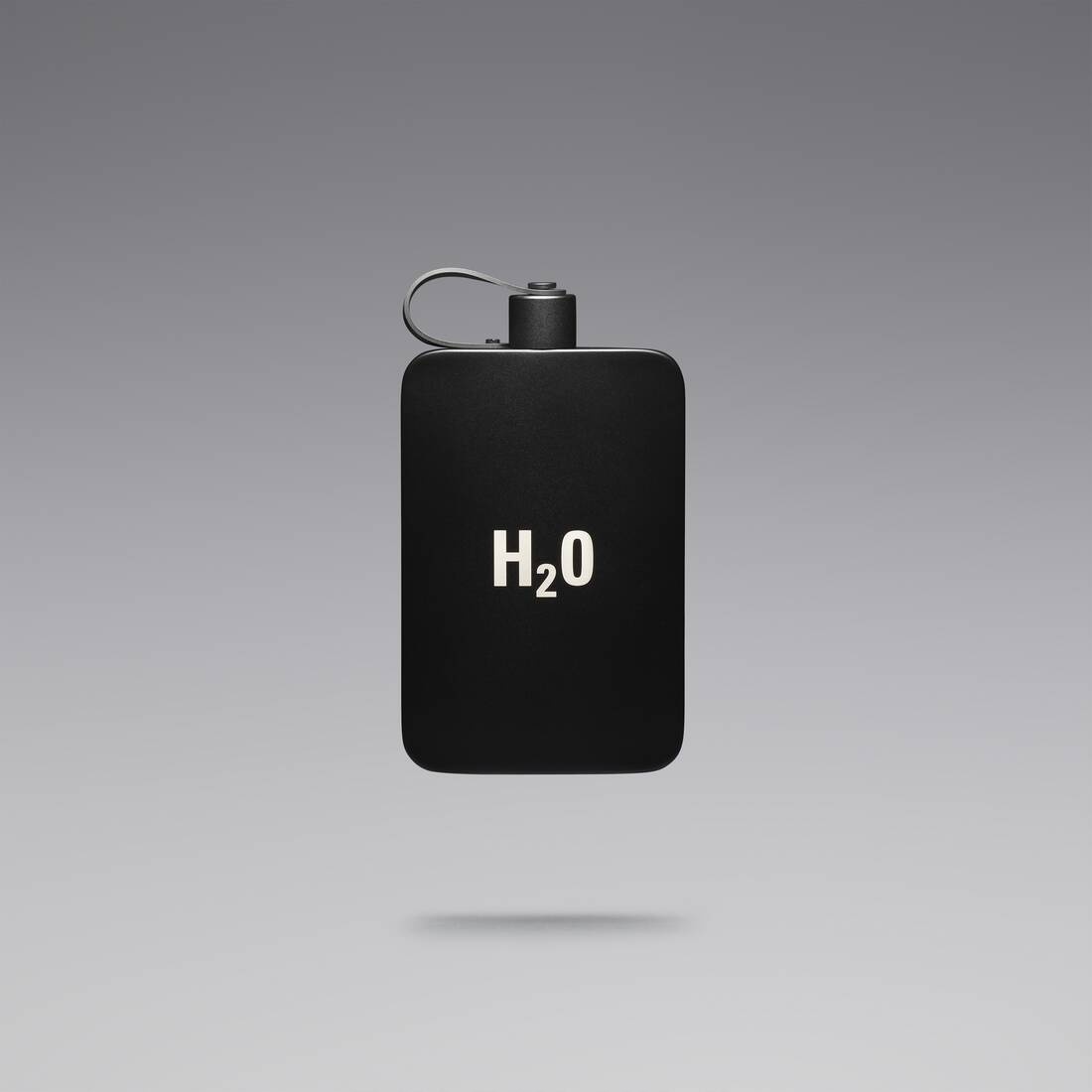 H2o Bottle in Black - 4