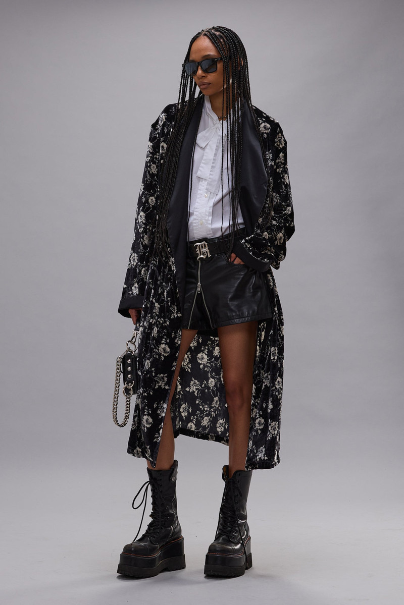 SMOKING ROBE W/PIPING 3