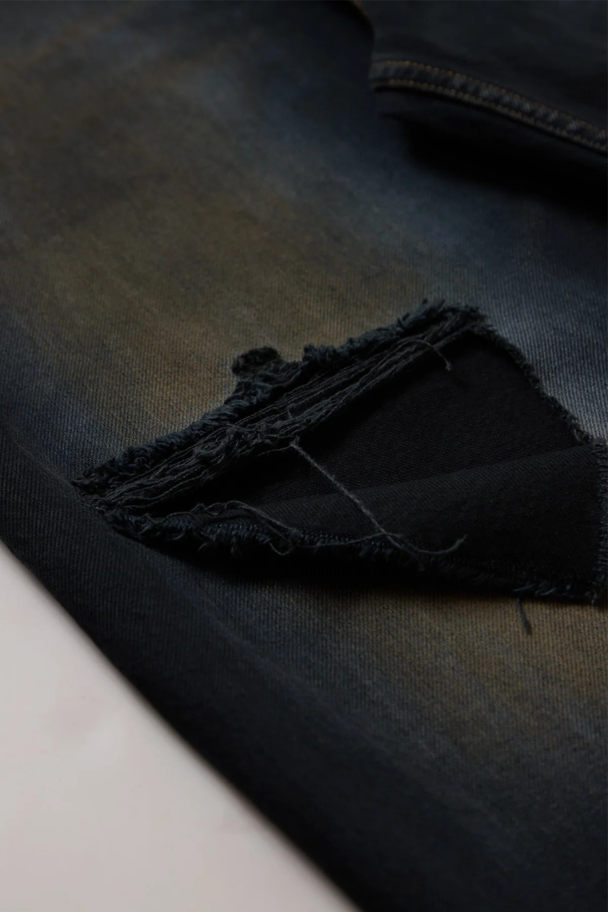 Vetements Distressed Baggy Jeans Blackout - 3