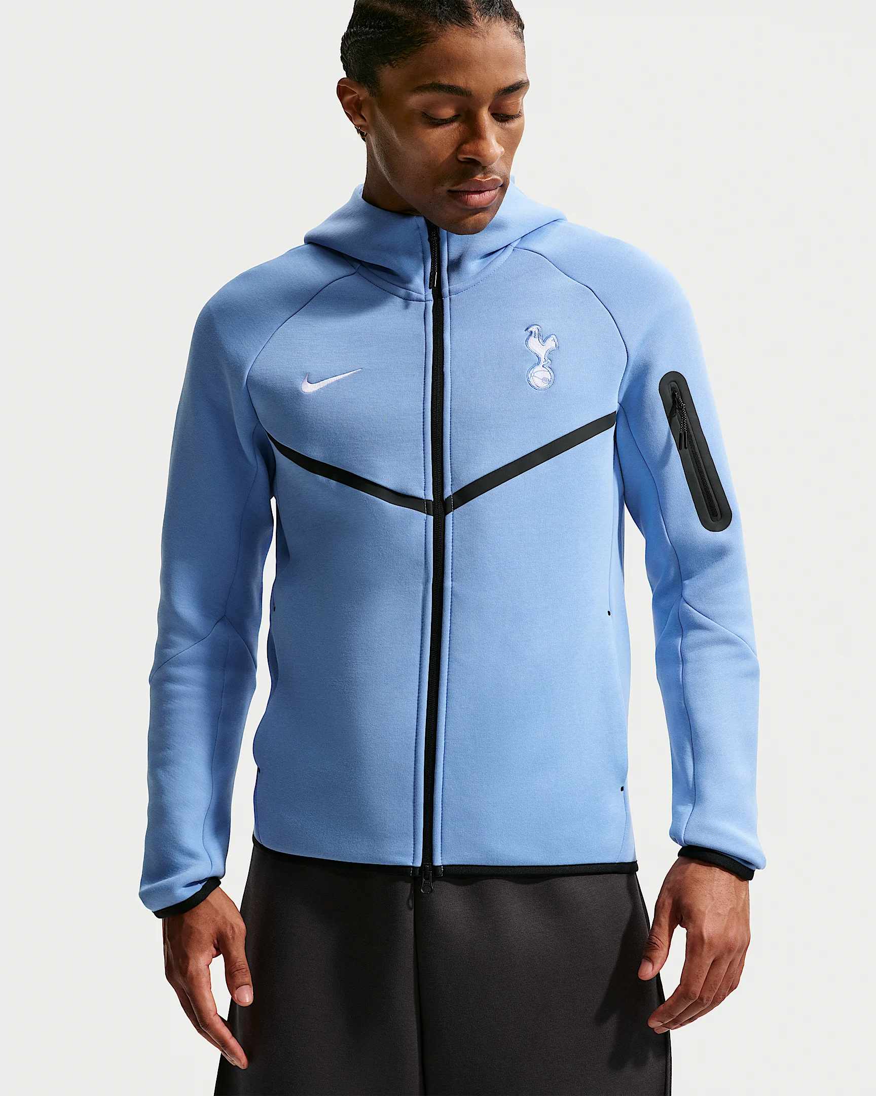 Tottenham Hotspur Tech Fleece Windrunner Men's Nike Soccer Full-Zip Hoodie - 1