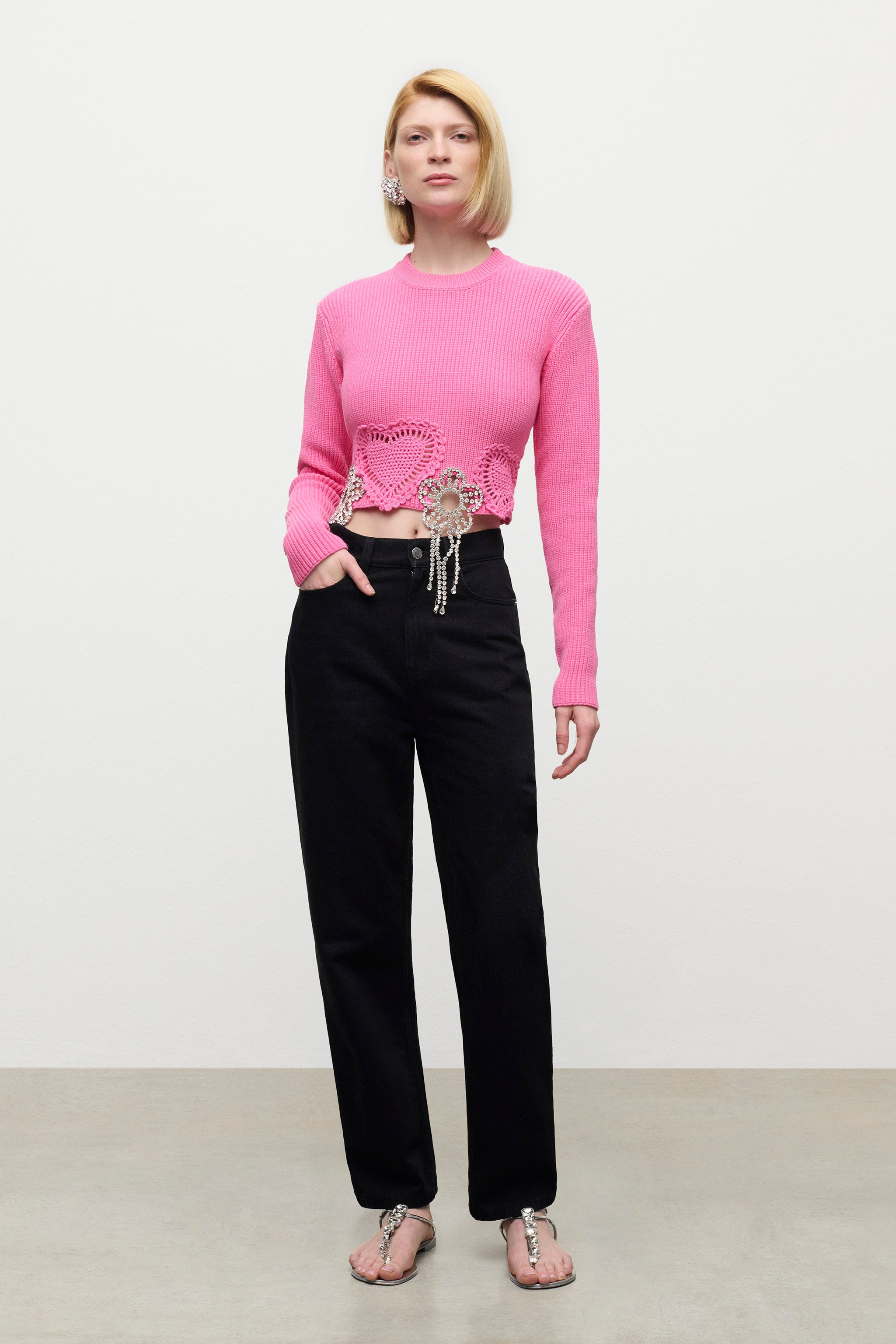 CRYSTAL CROCHET FLOWER CROPPED SWEATER - 3
