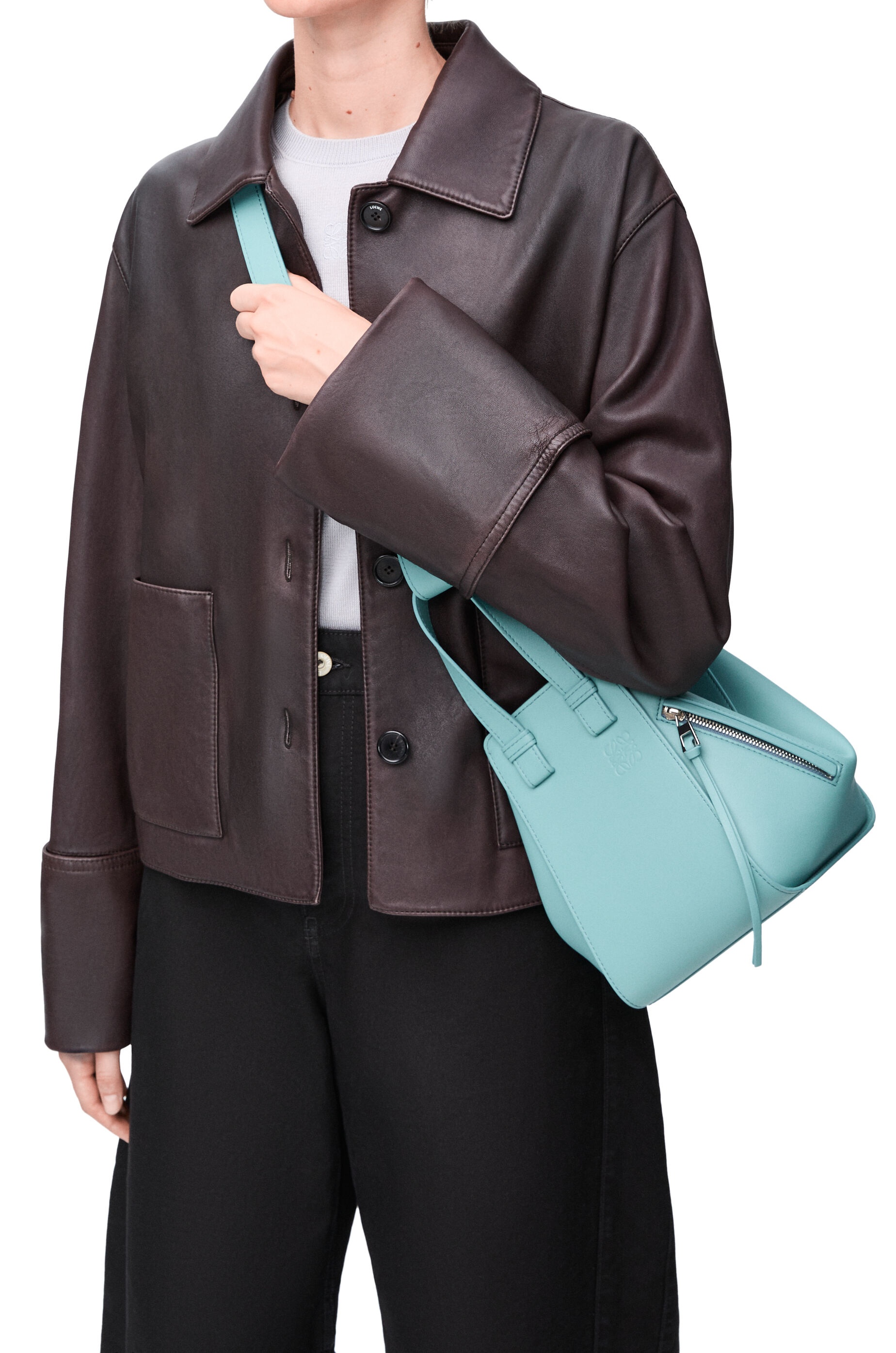 Compact Hammock bag in classic calfskin - 2