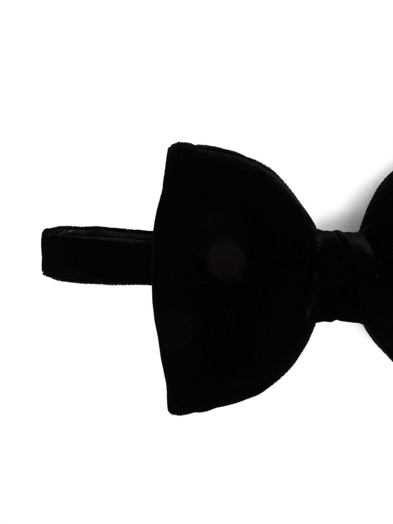 velvet bow tie - 2