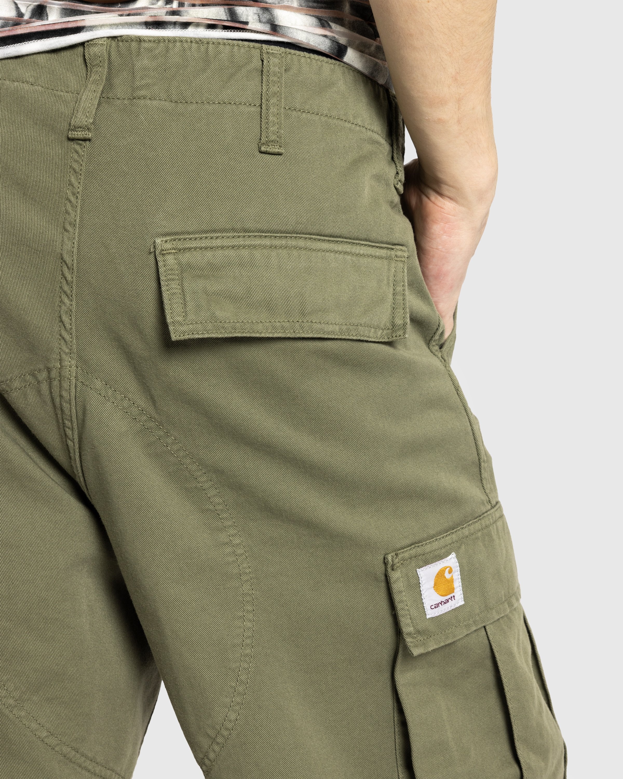 Carhartt WIP – Regular Cargo Short Dollar Green/Garment Dyed - 5