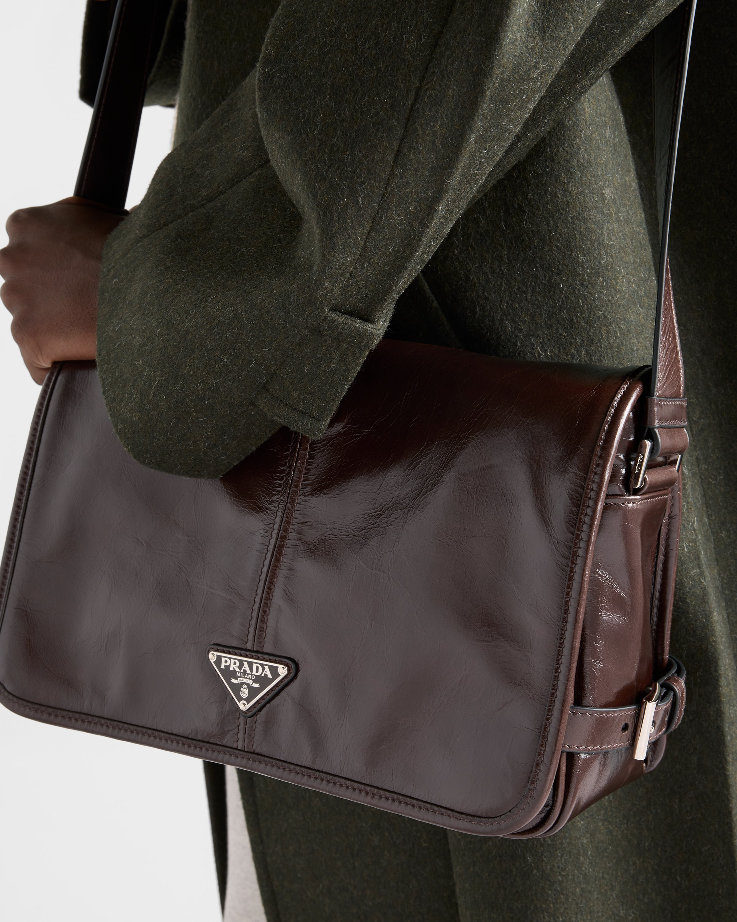 Leather shoulder bag - 7