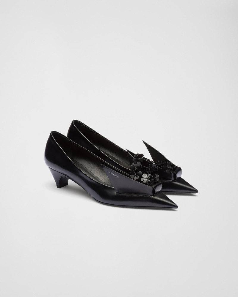 Brushed leather pumps with floral appliqués 1