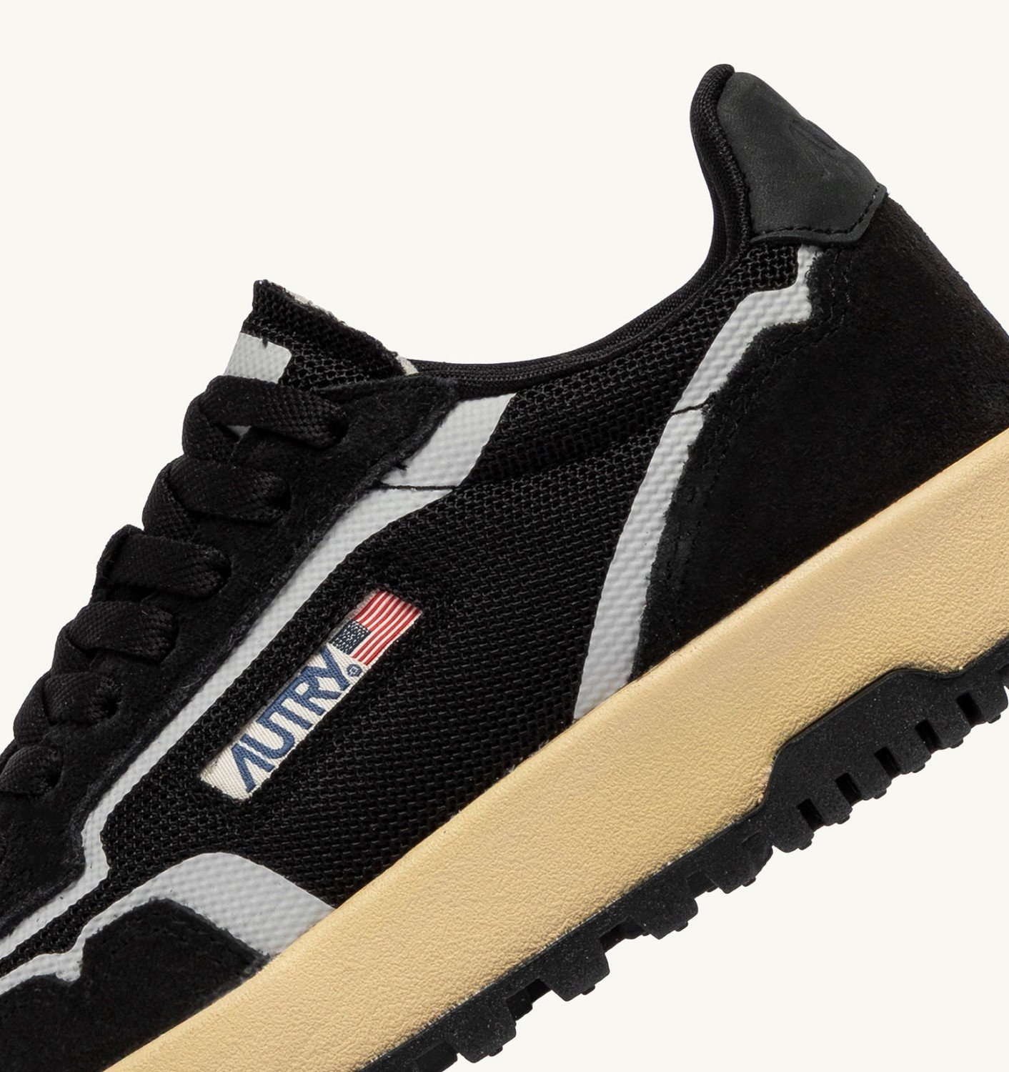 WILDPACE LOW SNEAKERS IN BLACK MESH AND SUEDE - 6